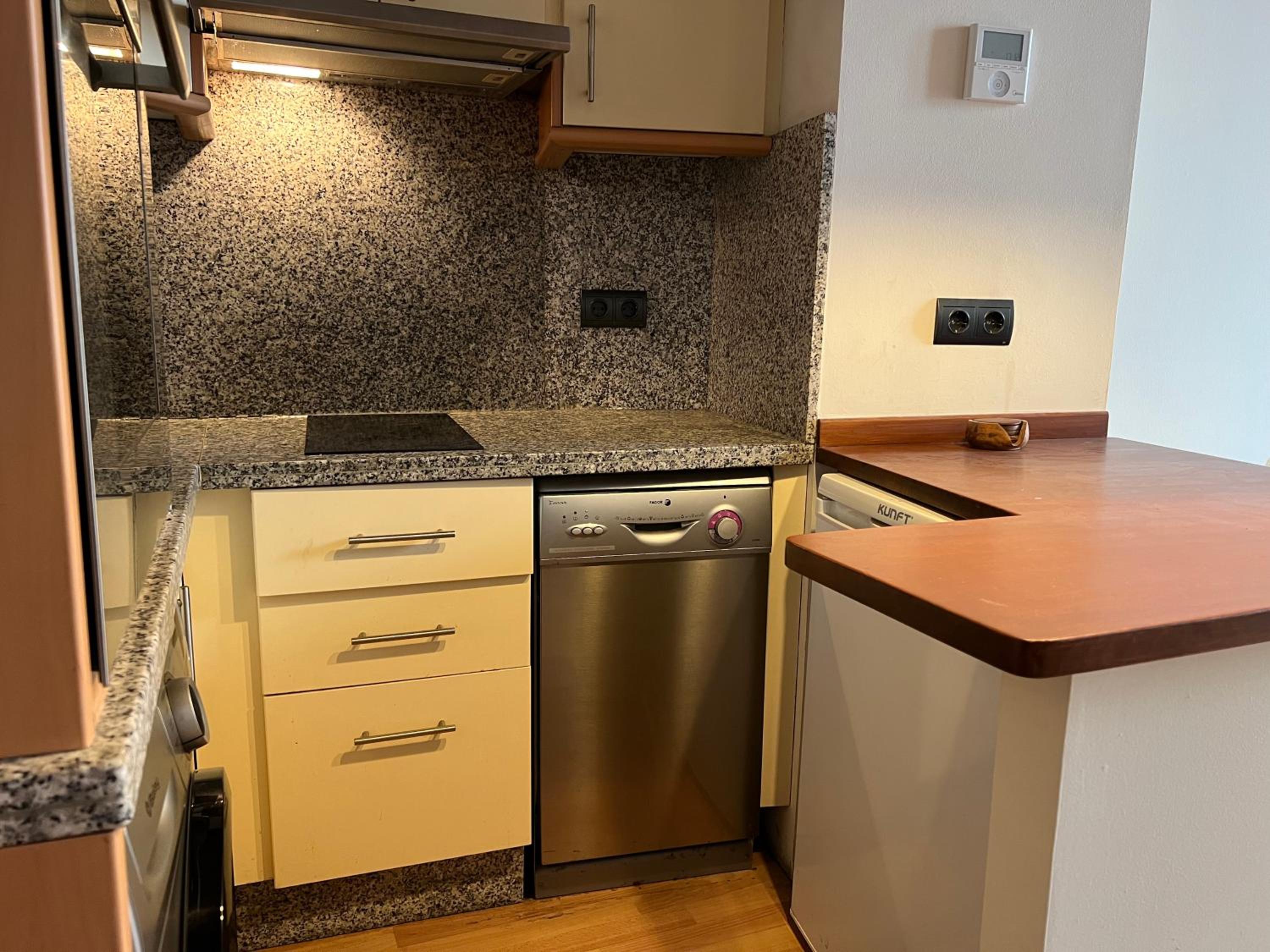 Wonderful Apartment in Malaga Oldtown Calle Carreteria FREE WIFI&AC