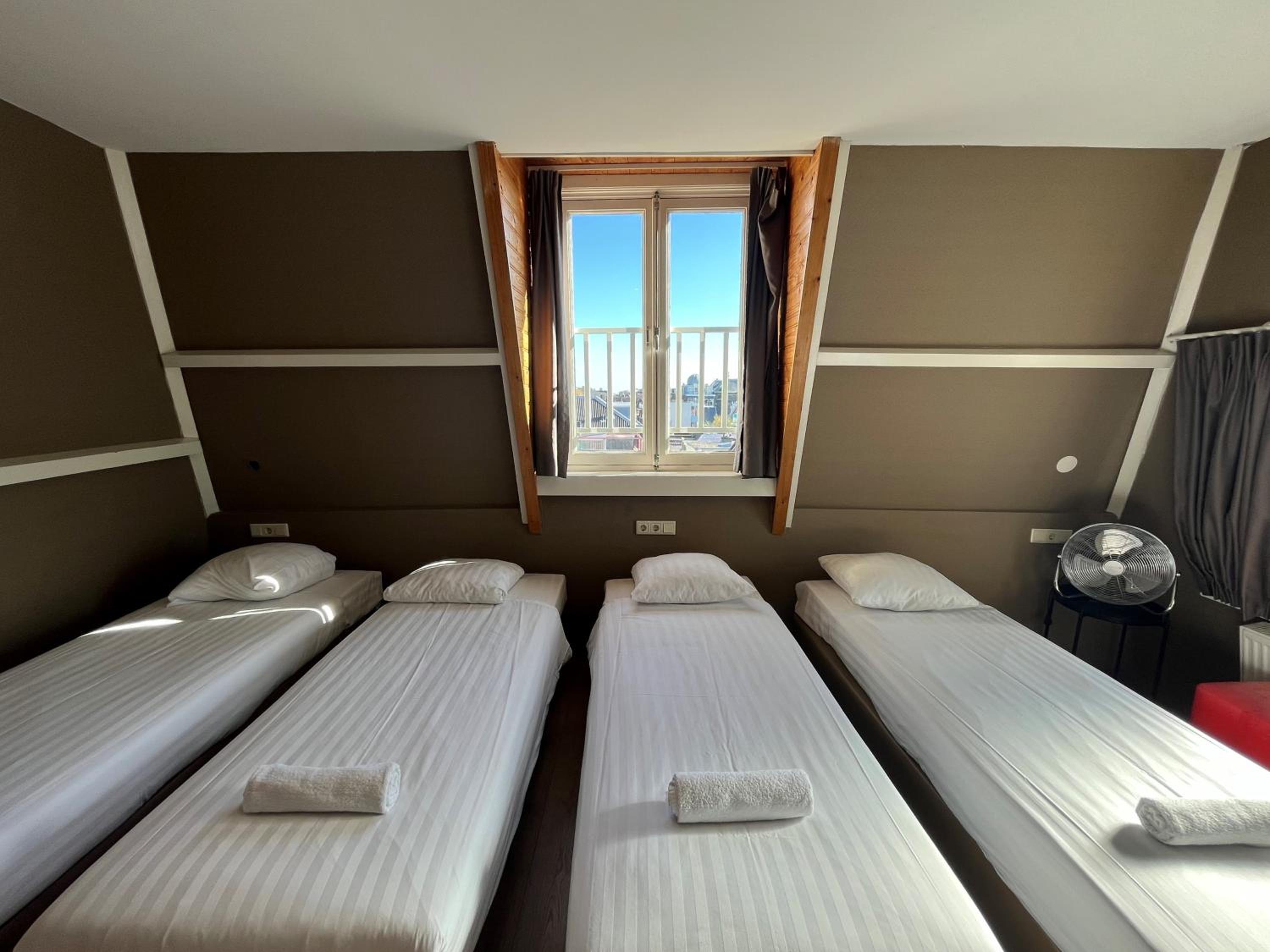 Heart of Amsterdam Hostel