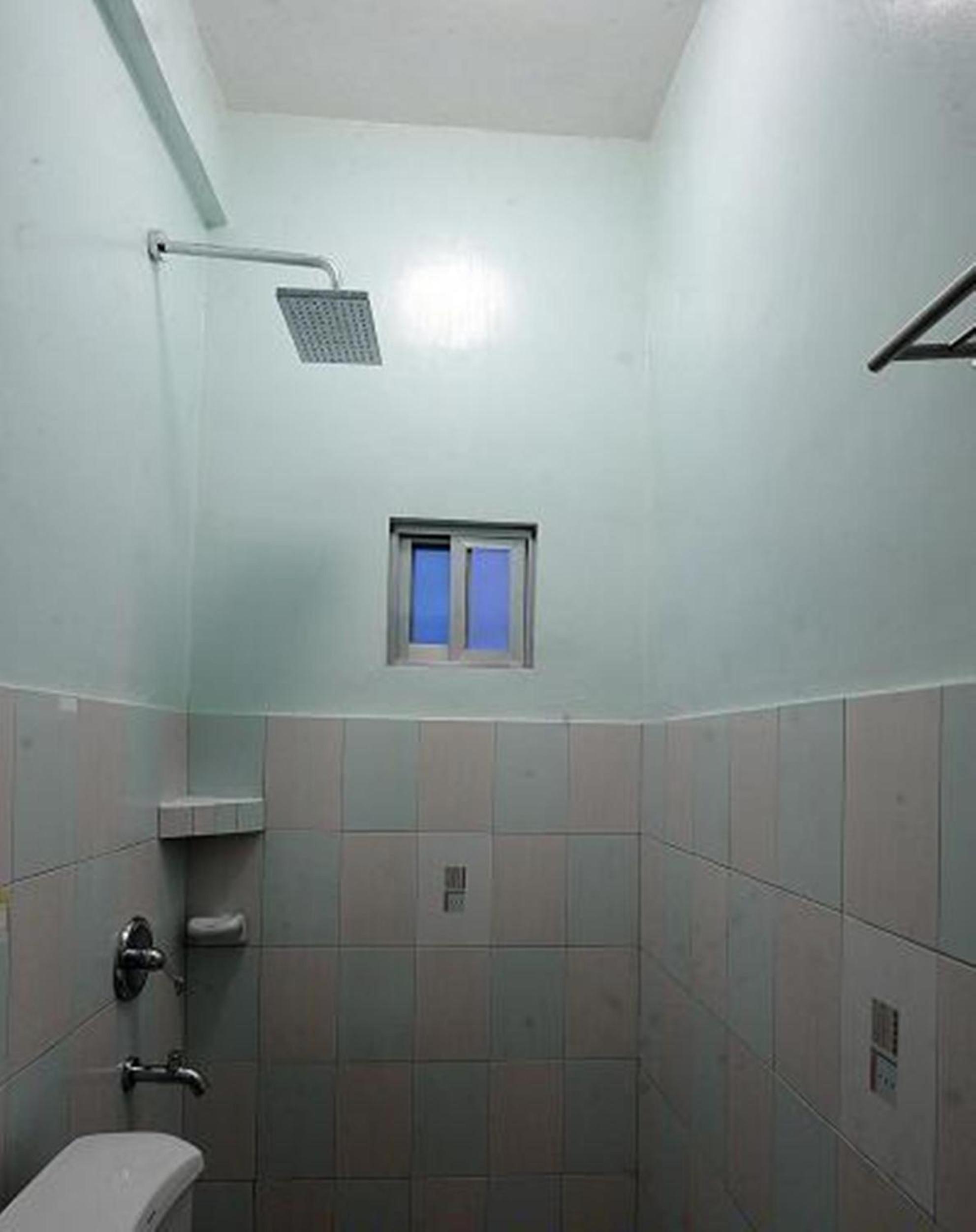 Luis Bay Travellers Lodge Coron, Coron - 10