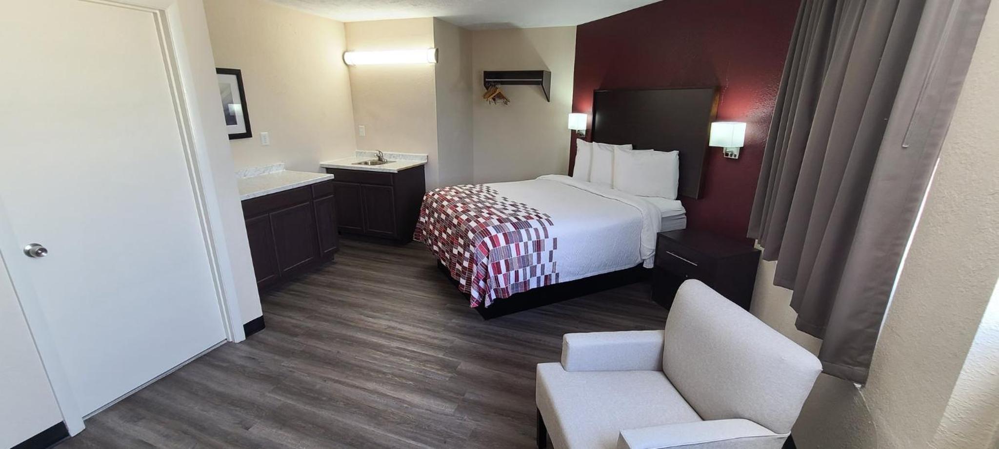Red Roof Inn Dillon, SC, Photo 31