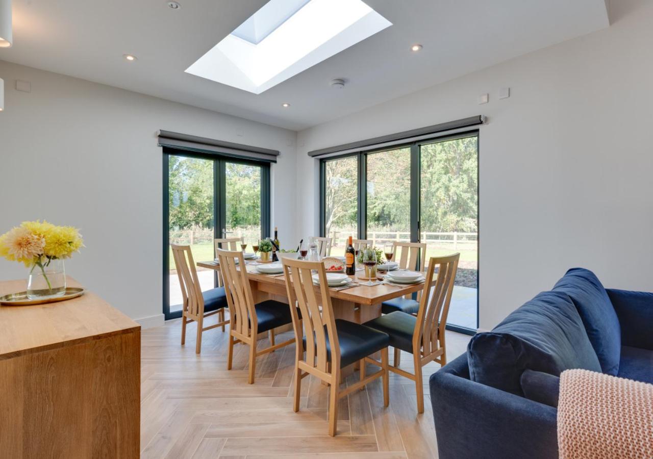 4 Bed in Mattishall oc-2367 view 3