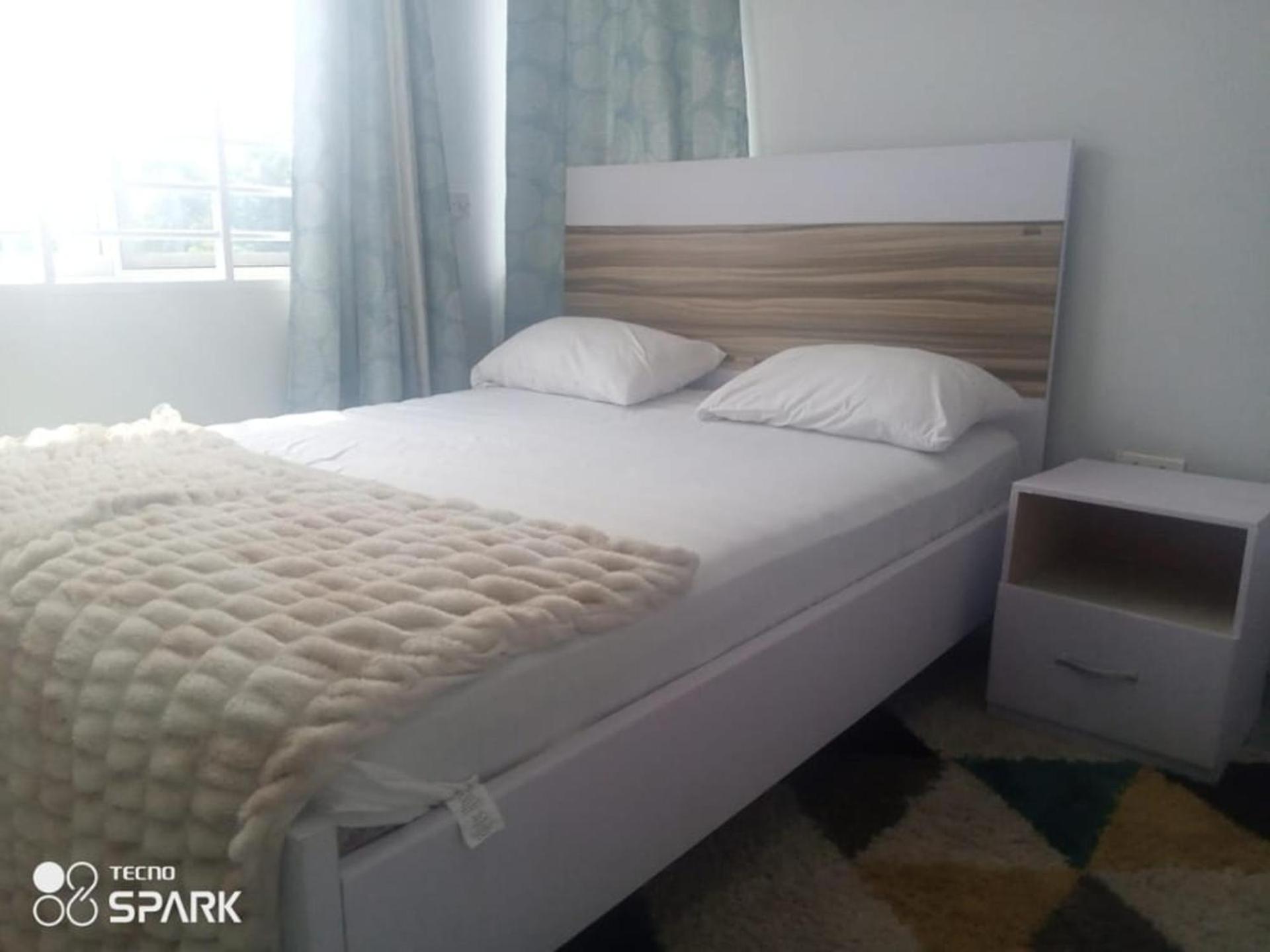 Impeccable Comfortable One Bed Apartment in Accra view 5