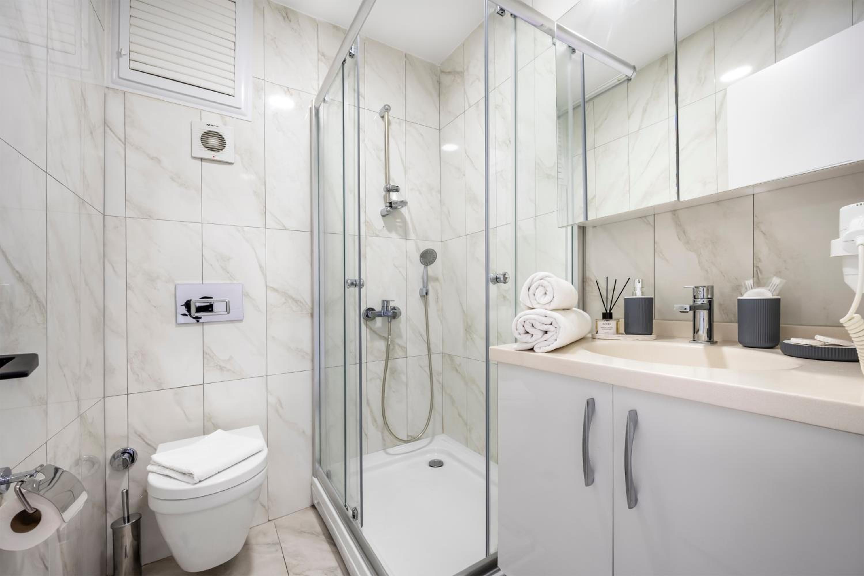 SVK Bosphorus Residence - Image 36