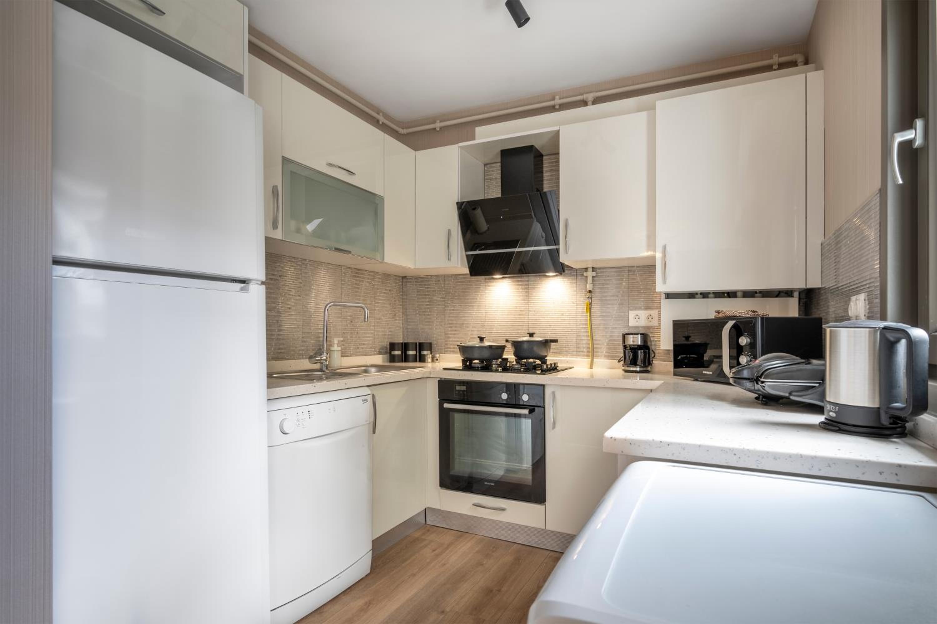 SVK Bosphorus Residence - Image 21