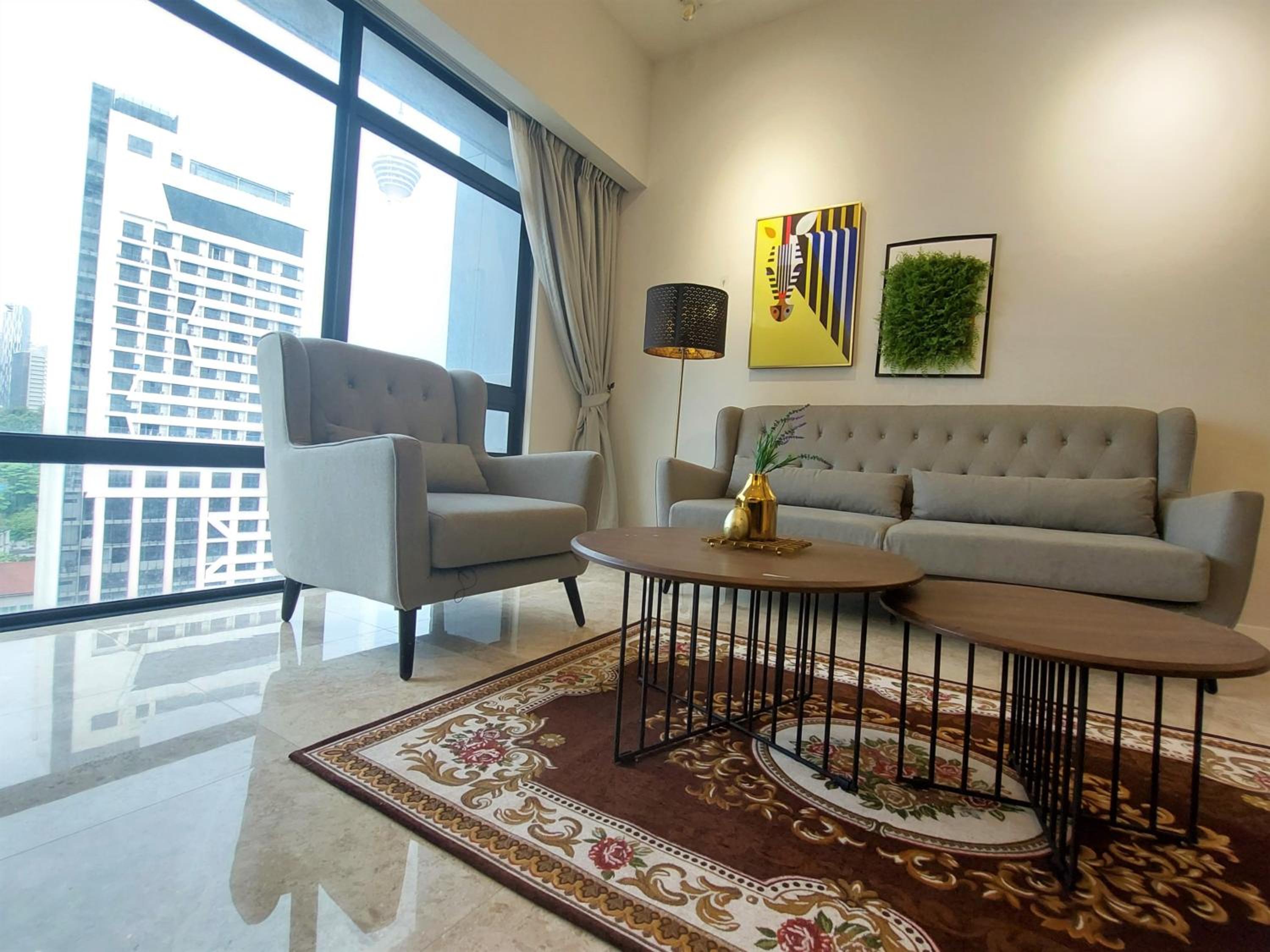 Anggun Presidential Suites