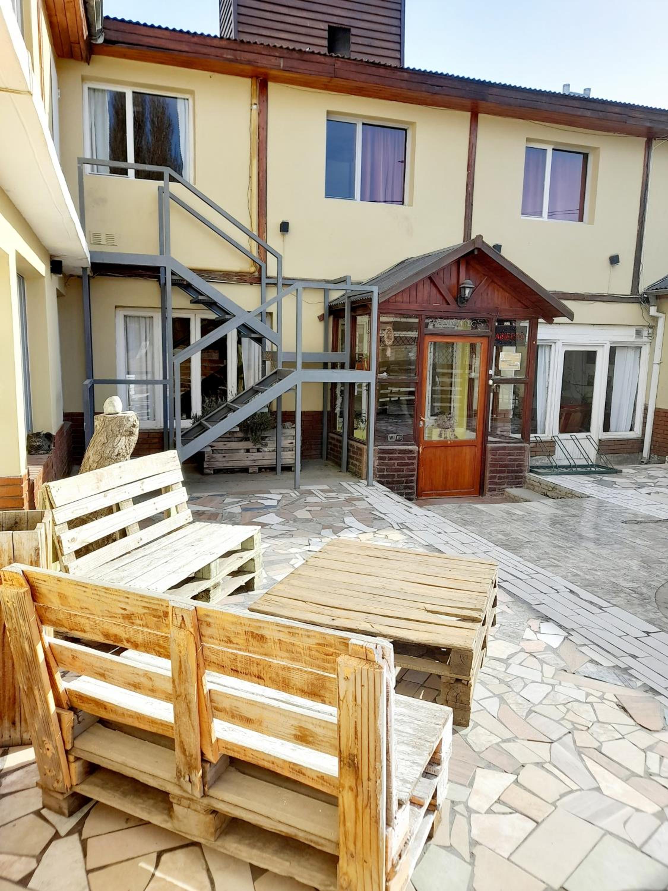 Hostel Elal