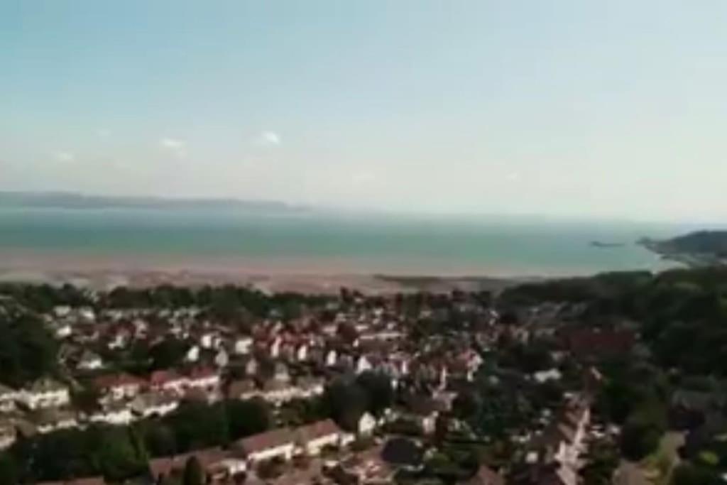 Mumbles - Modern Apartment with panoramic sea views