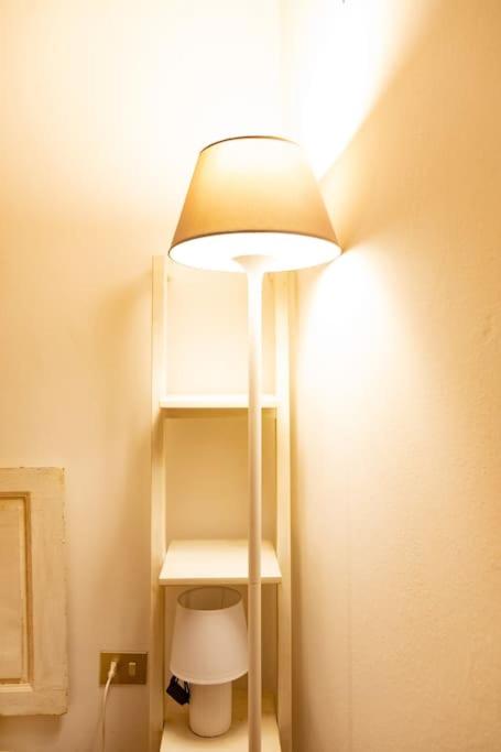 Classic Florentine Flat Near Piazza Santa Croce