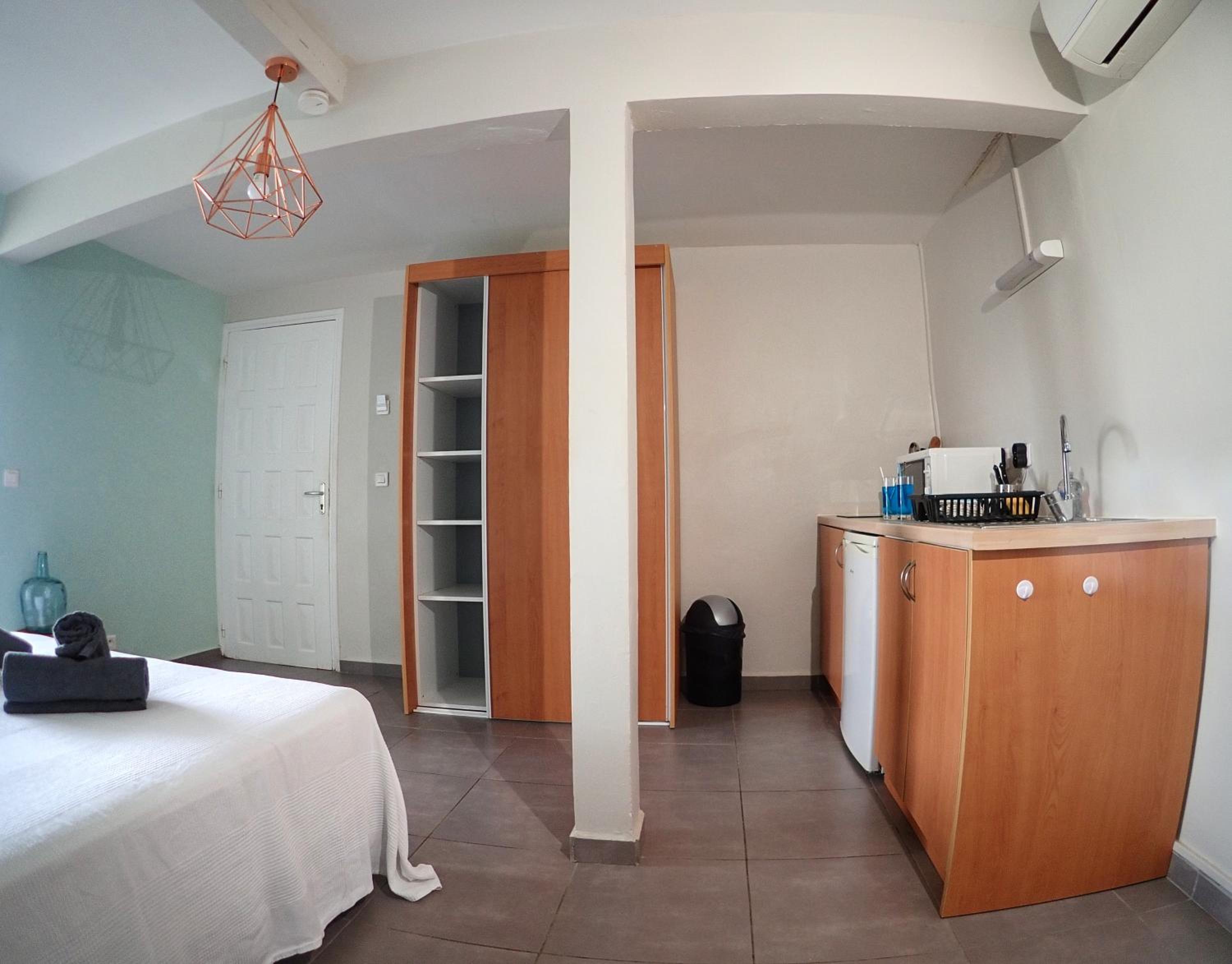 hotel room