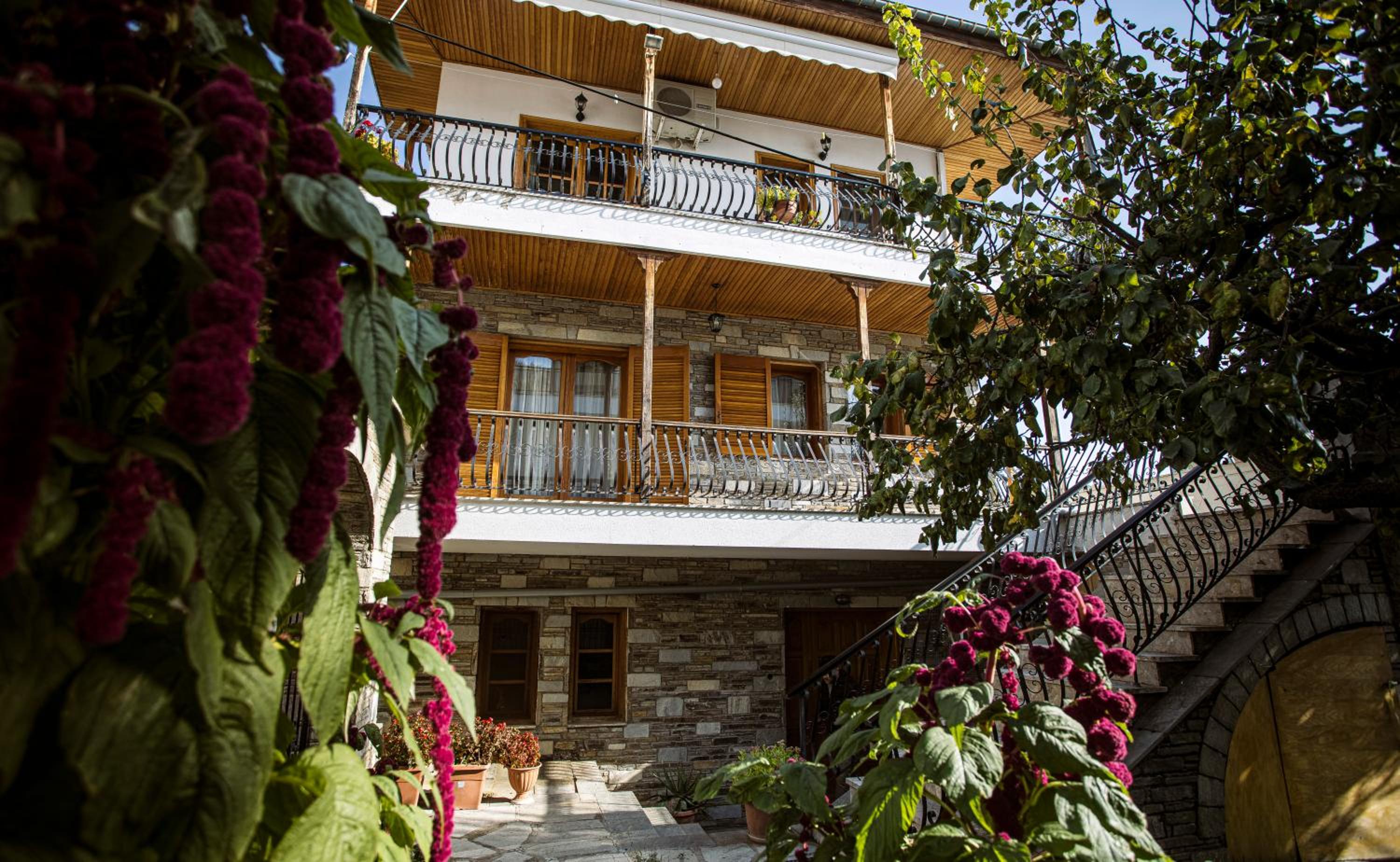 Georgia's GuestHouse