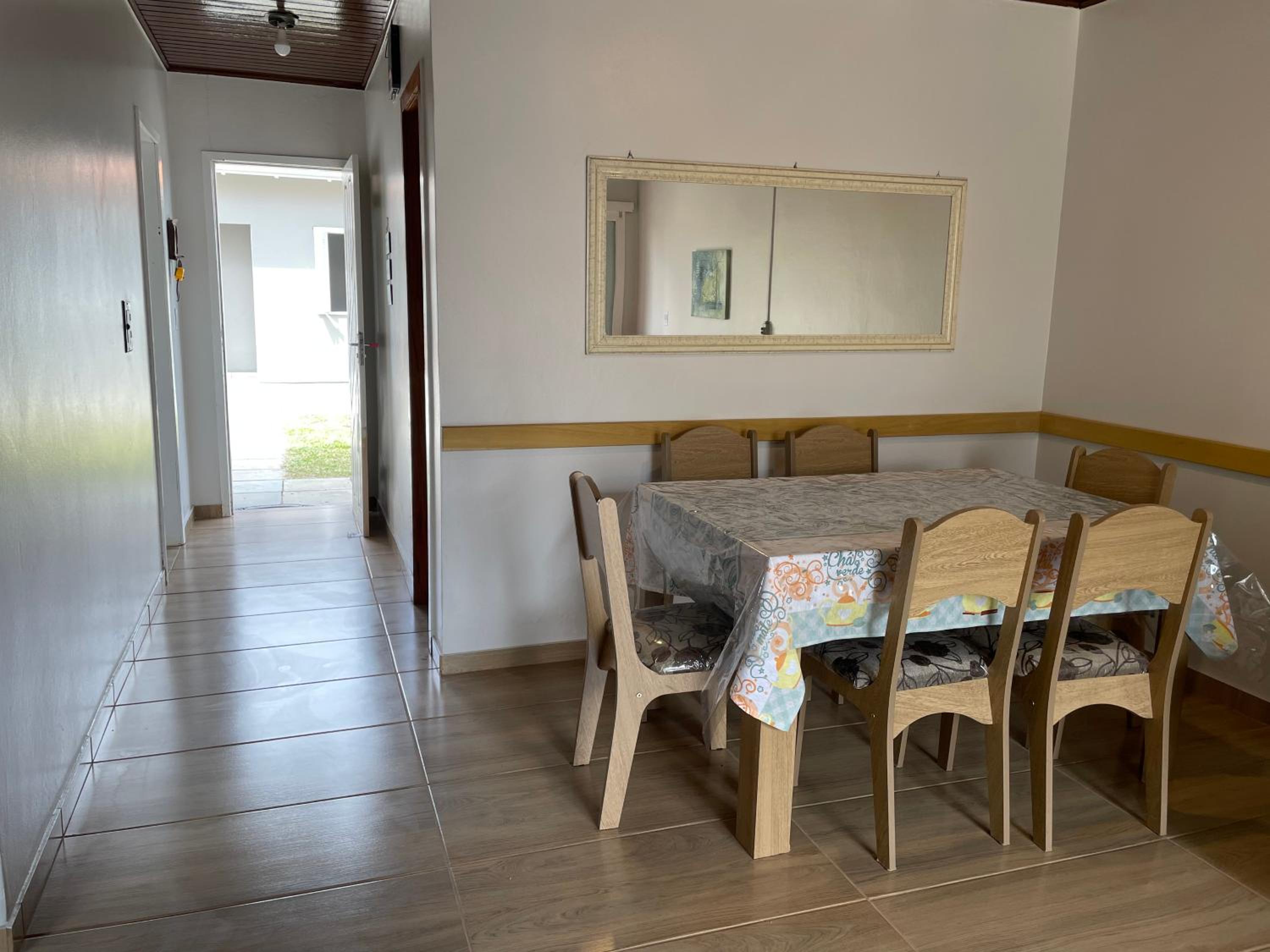 Casa com piscina Próxima ao mar