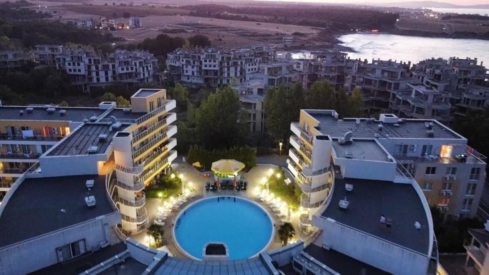Dima Popova Apartments view 3