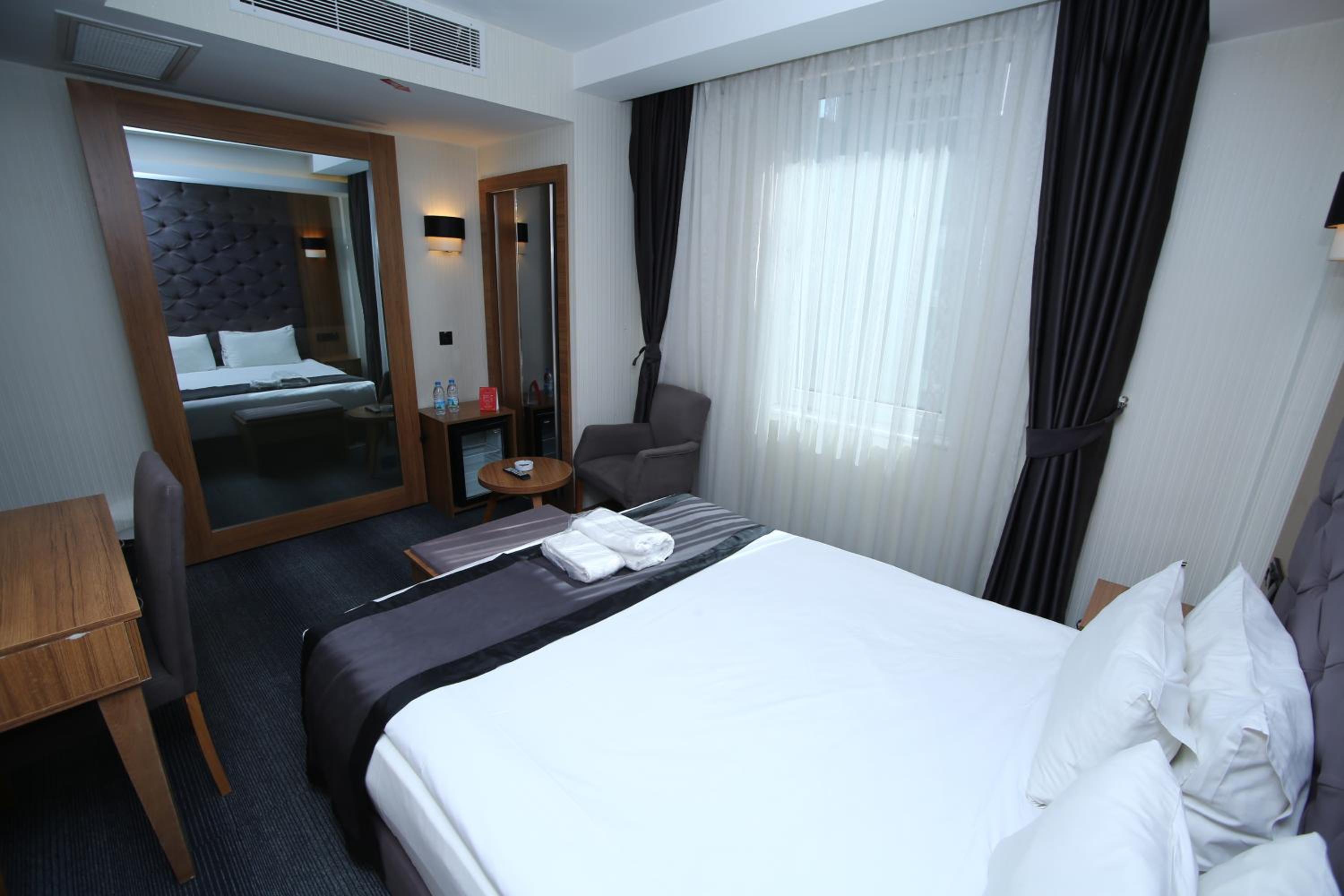 Grand Silay Hotel - Image 91