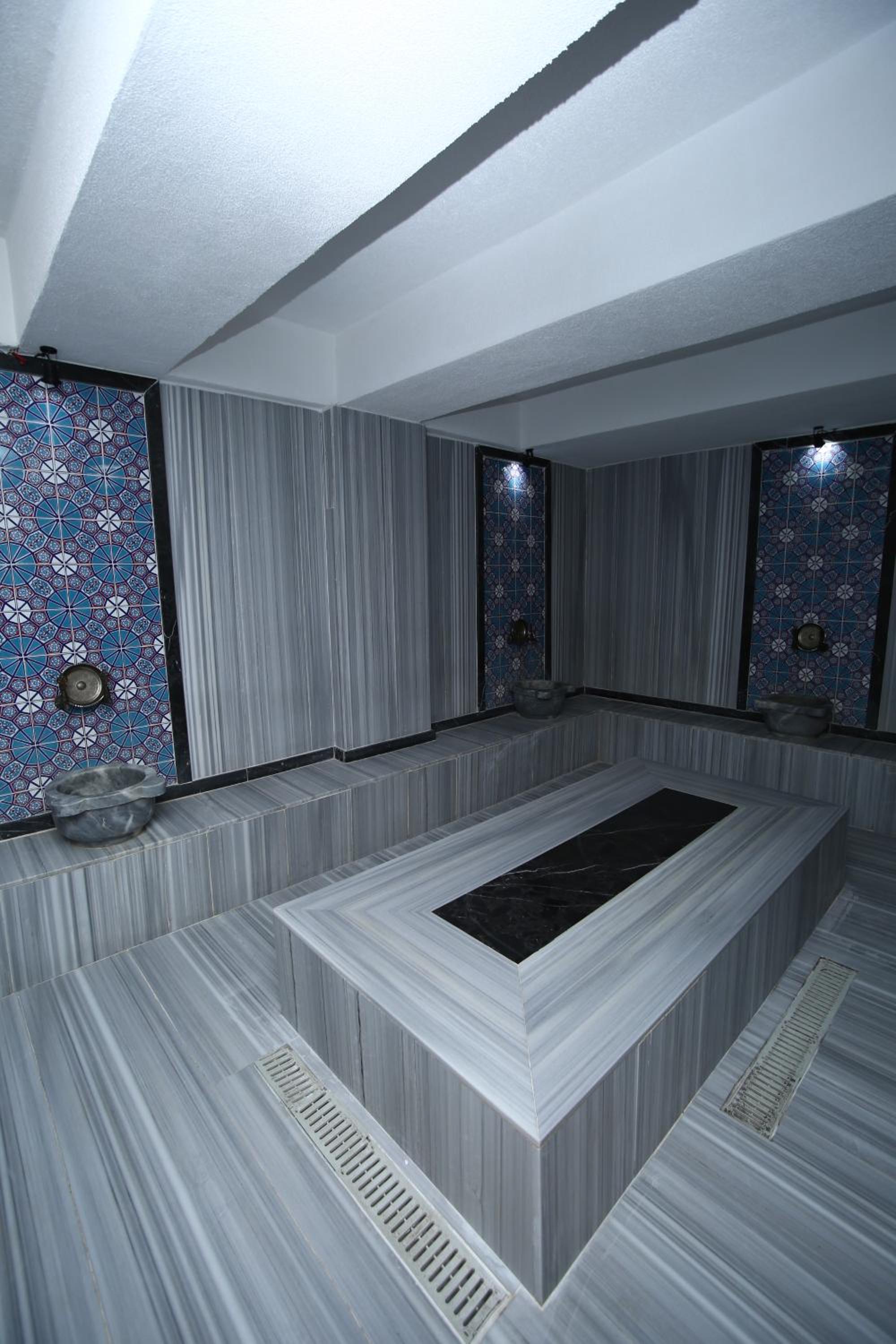 Grand Silay Hotel - Image 117