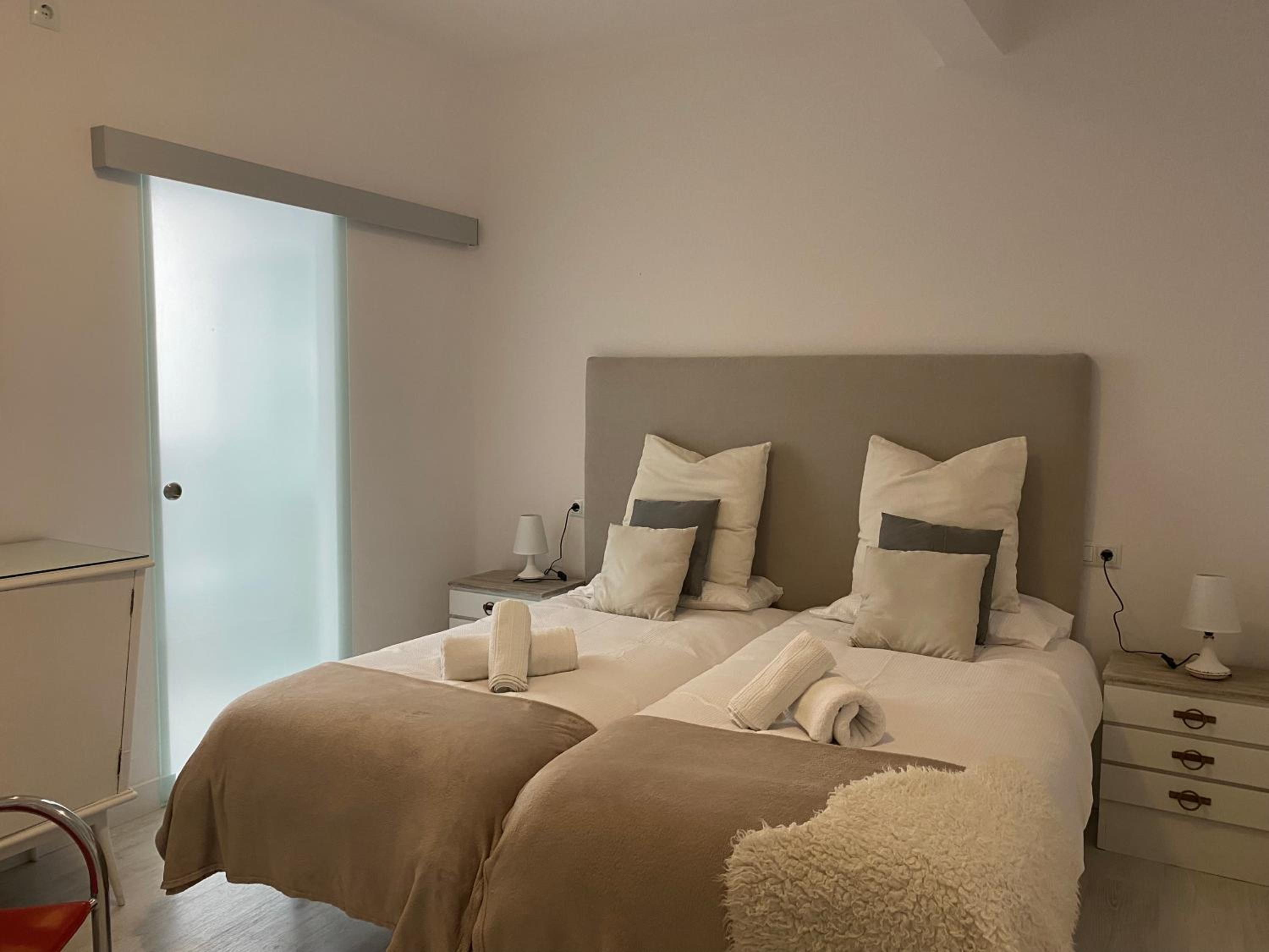 PRECIOSO Y ACOGEDOR APARTAMENTO EN PLENO CENTRO DE GRANADA photo 2