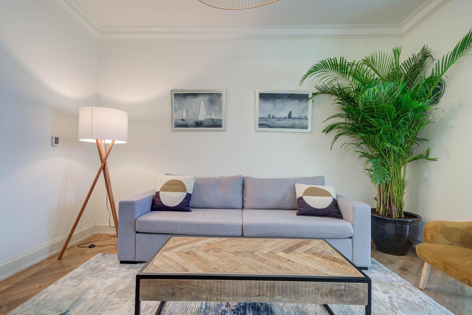 Stunning 2BR l Marina View