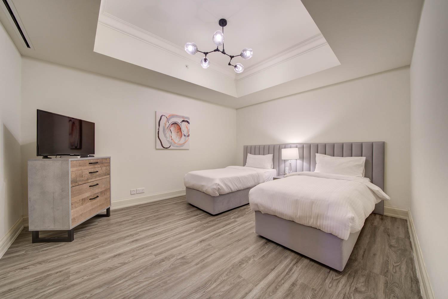 Stunning 2BR l Marina View