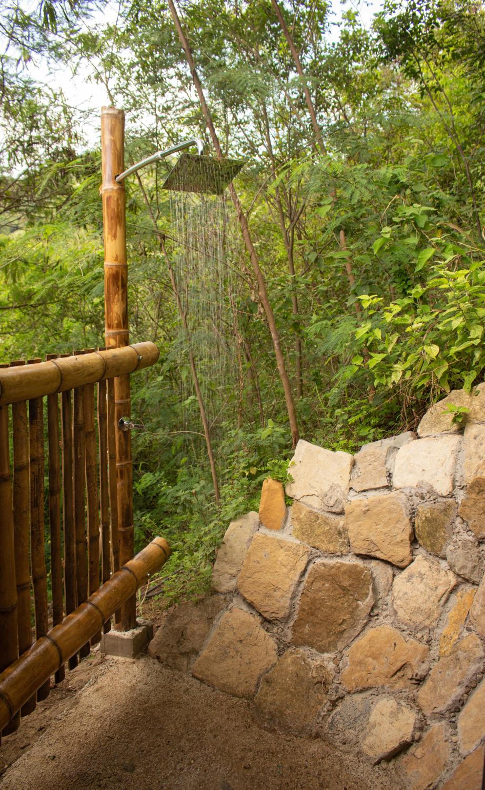 Glamping girardot- finca la perla view 4
