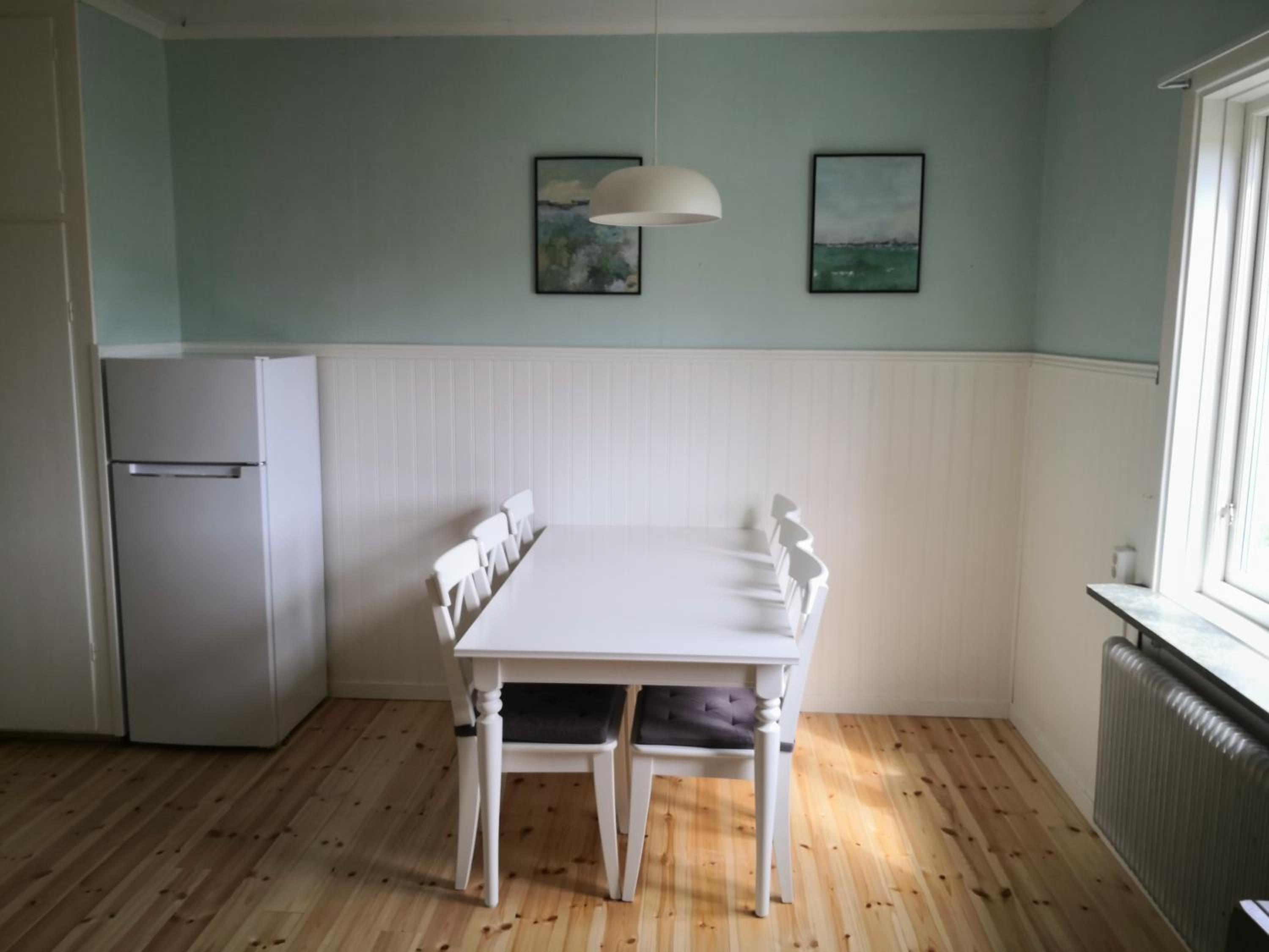 Gula huset, Lakene Ostgård