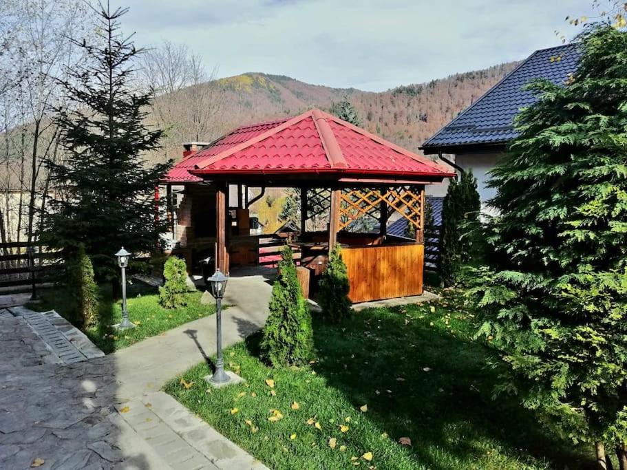 Photo 47