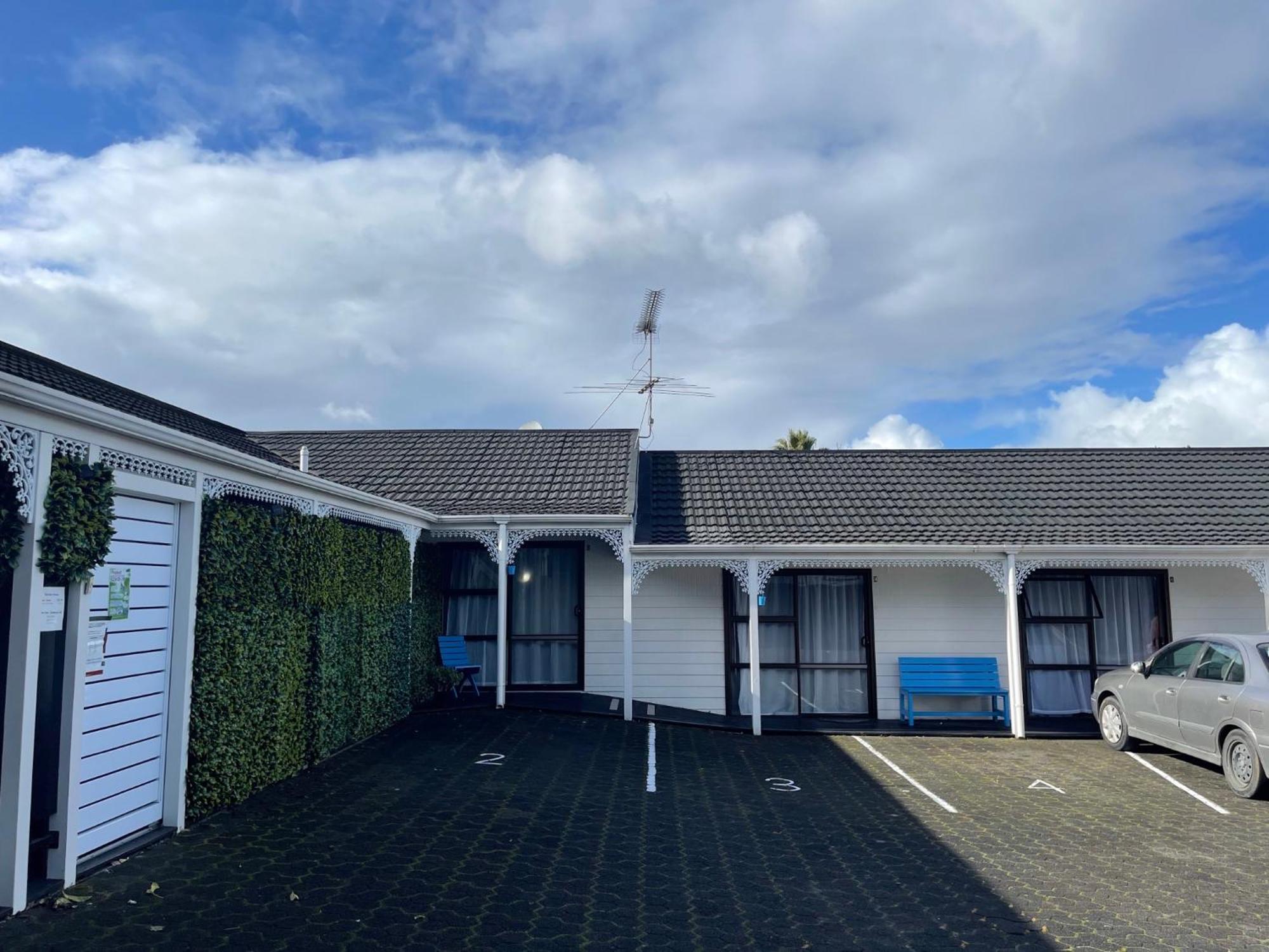 Papakura Pioneer Motor Lodge & Motel