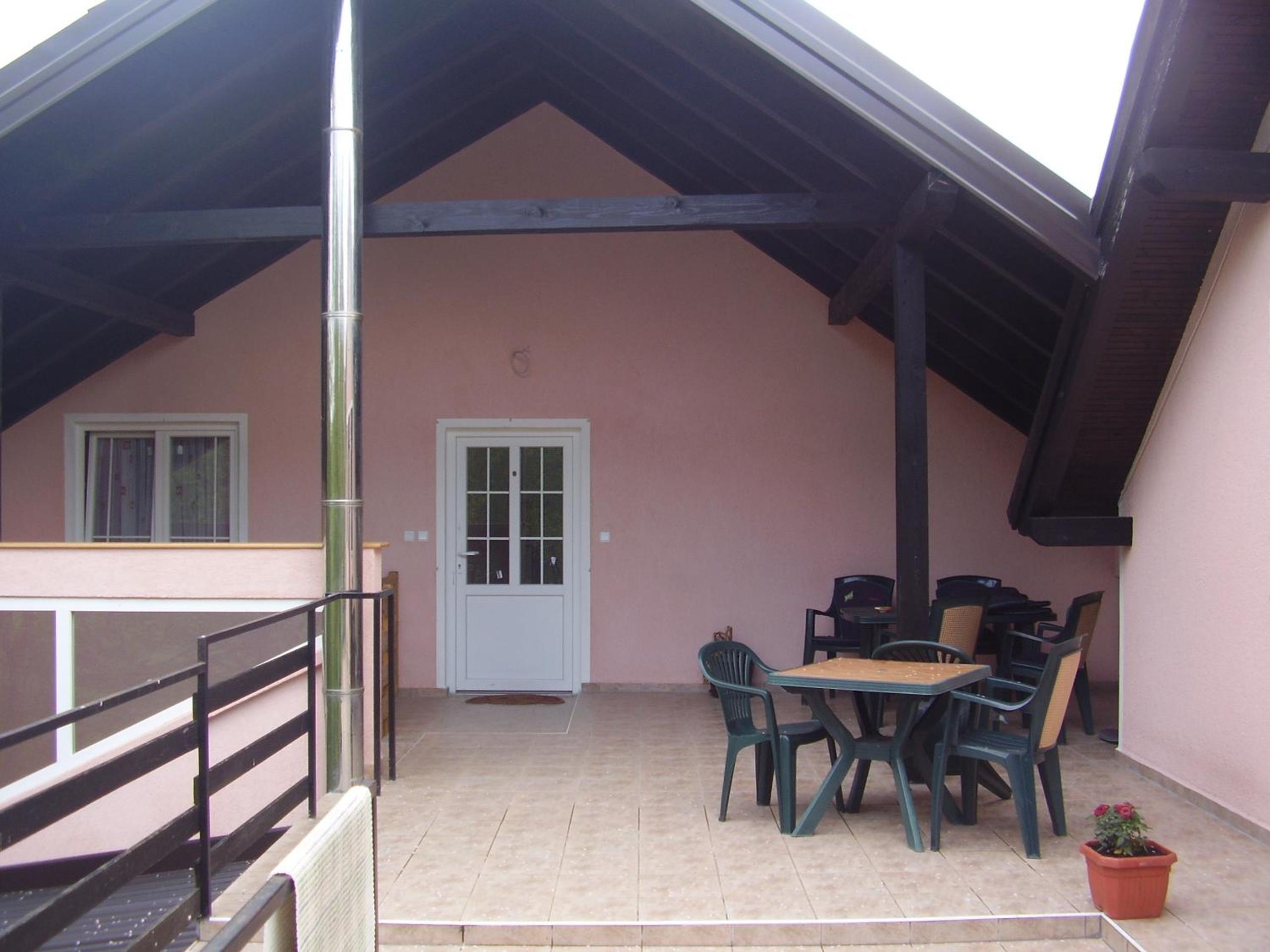 Photo 47