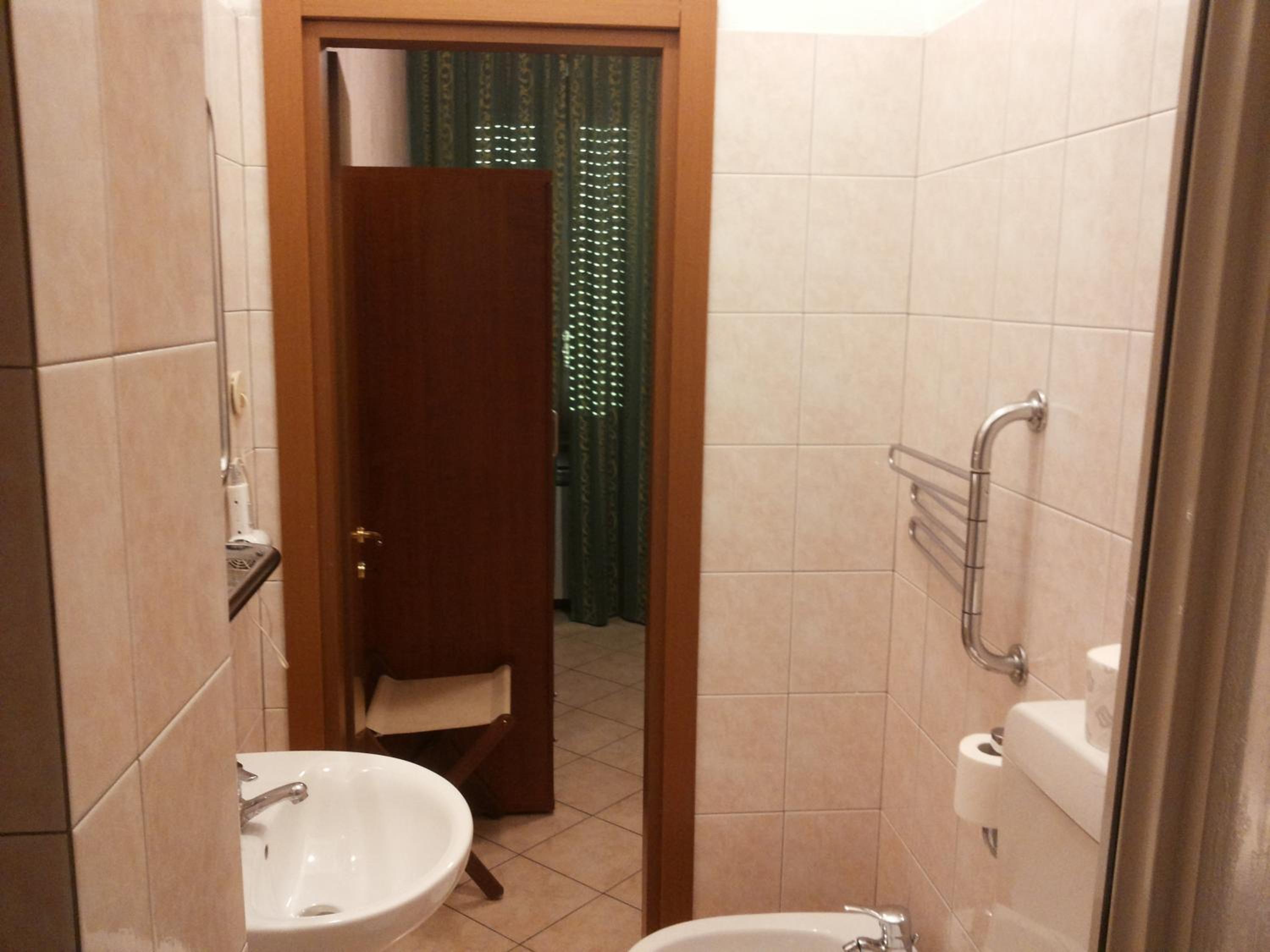 Hotel Le Querce en Milan — bathroom