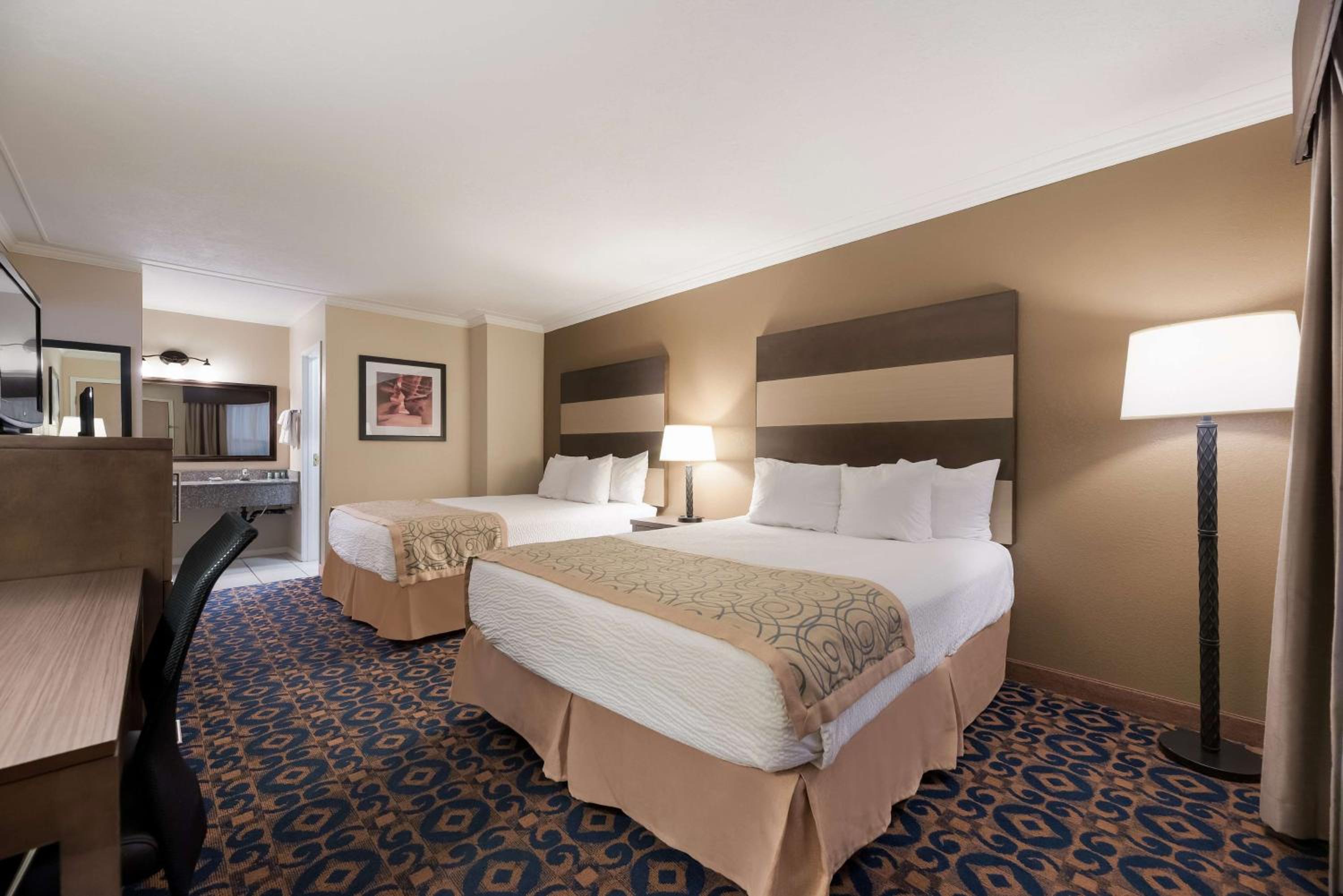 Beaver Vacations - Best Western Butch Cassidy Inn - Property Image 2