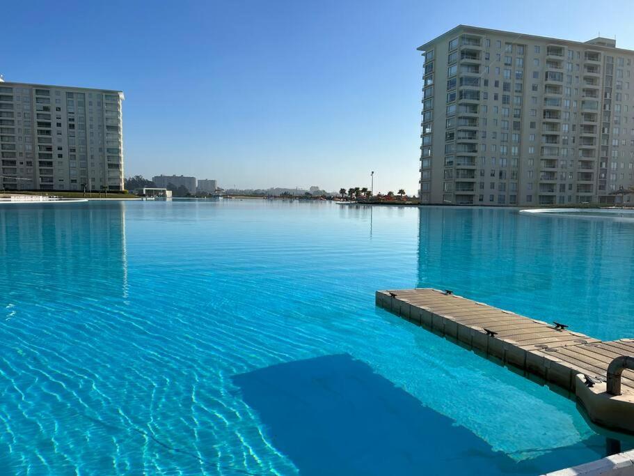 Hermoso departamento en Laguna Bahía - Algarrobo