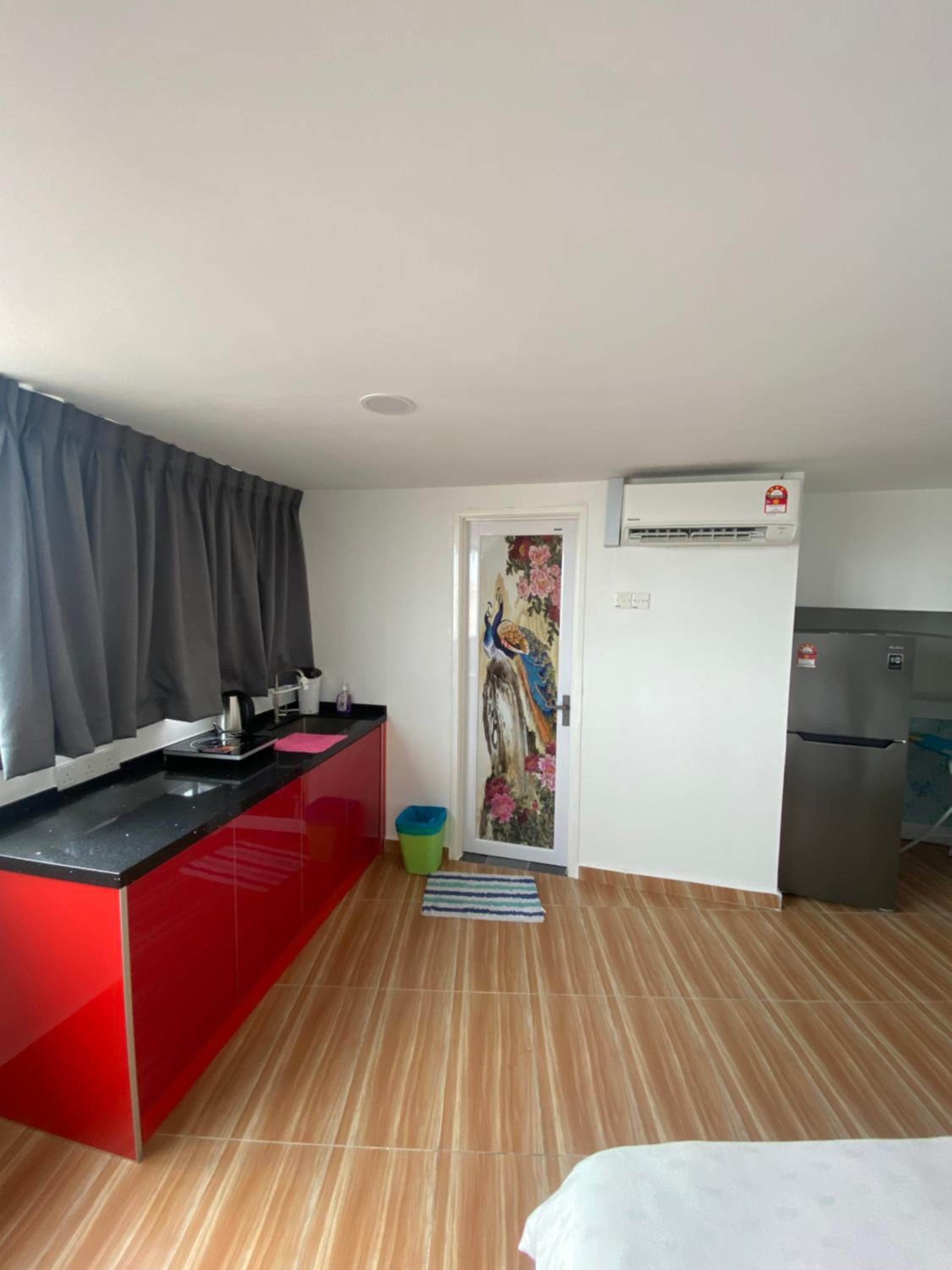 Photo 12