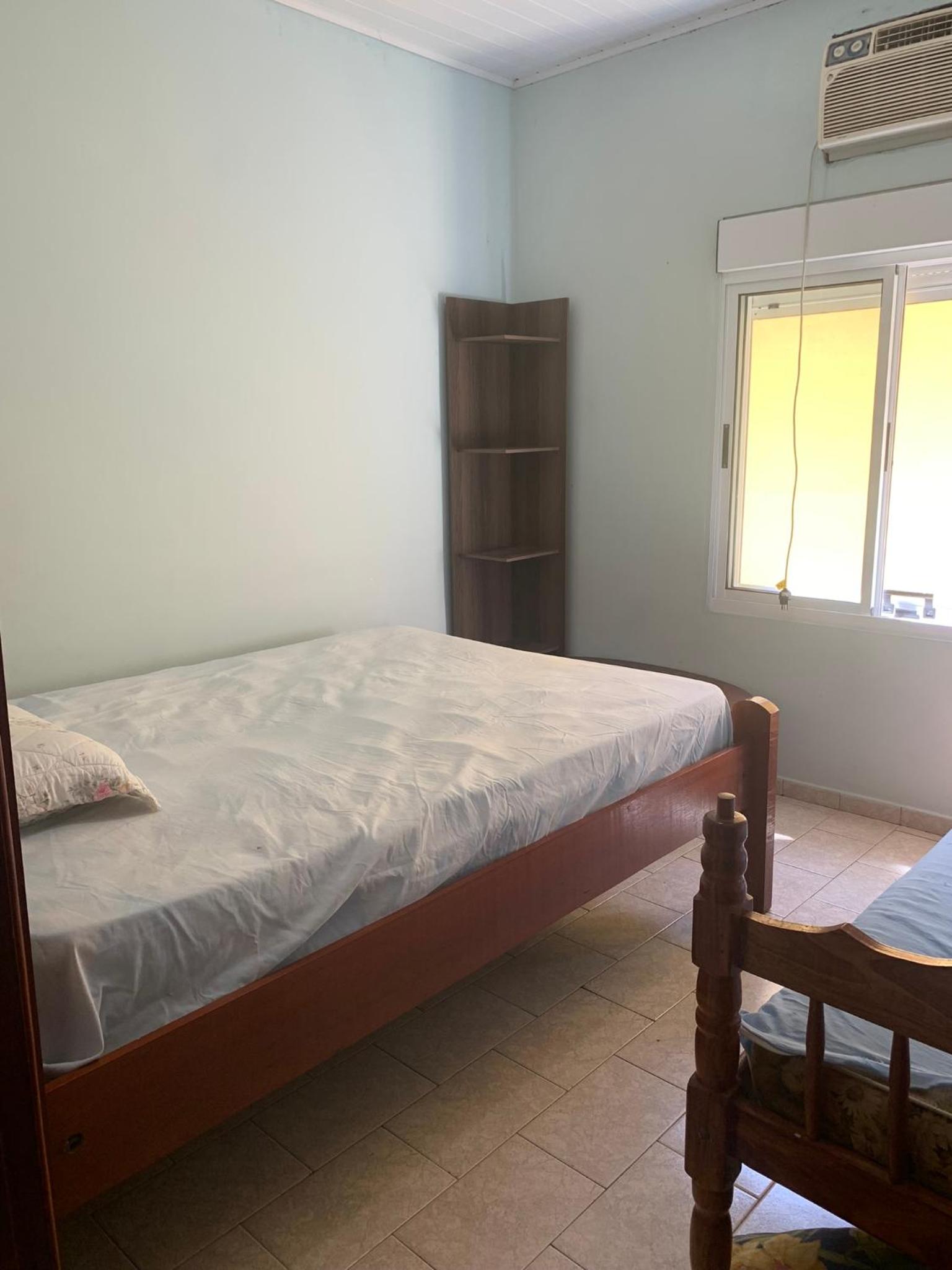 Casa Agradável há 80 metros praia toninhas