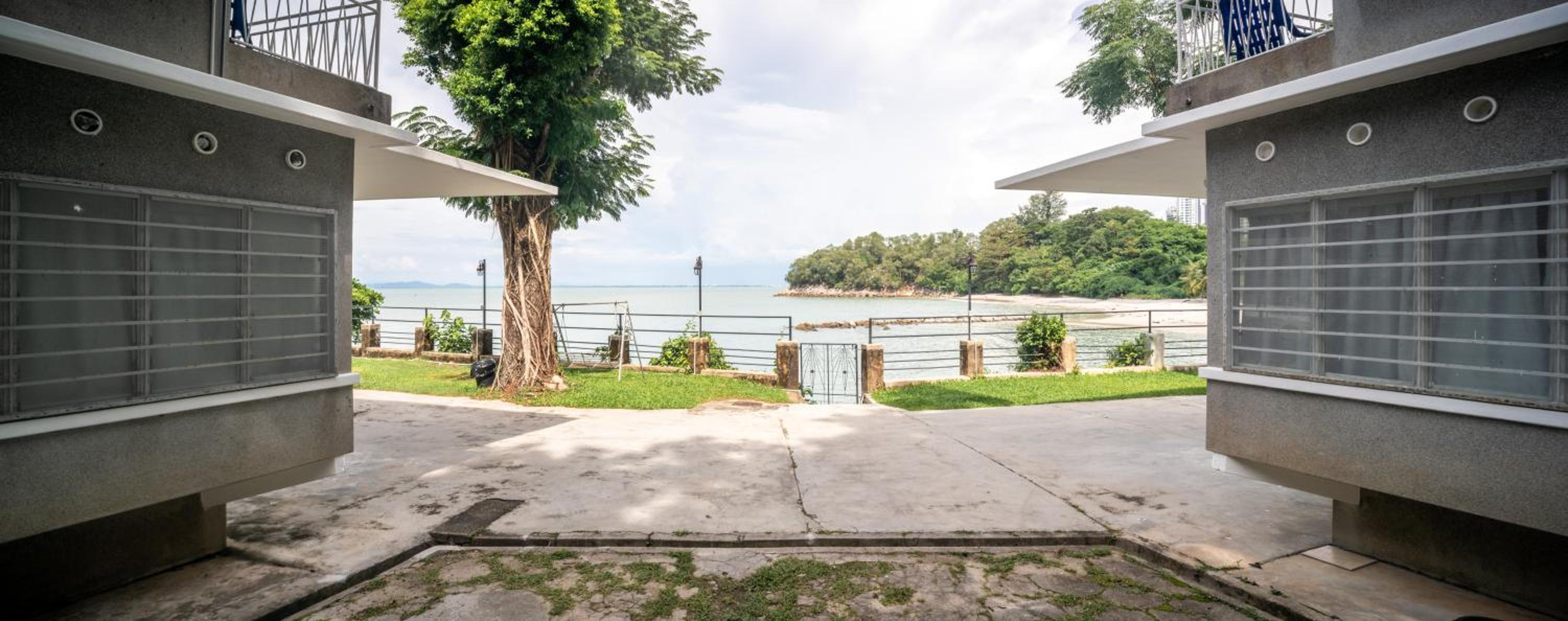 18 guests Seaside Private Terrace, Tg Bungah photo 5