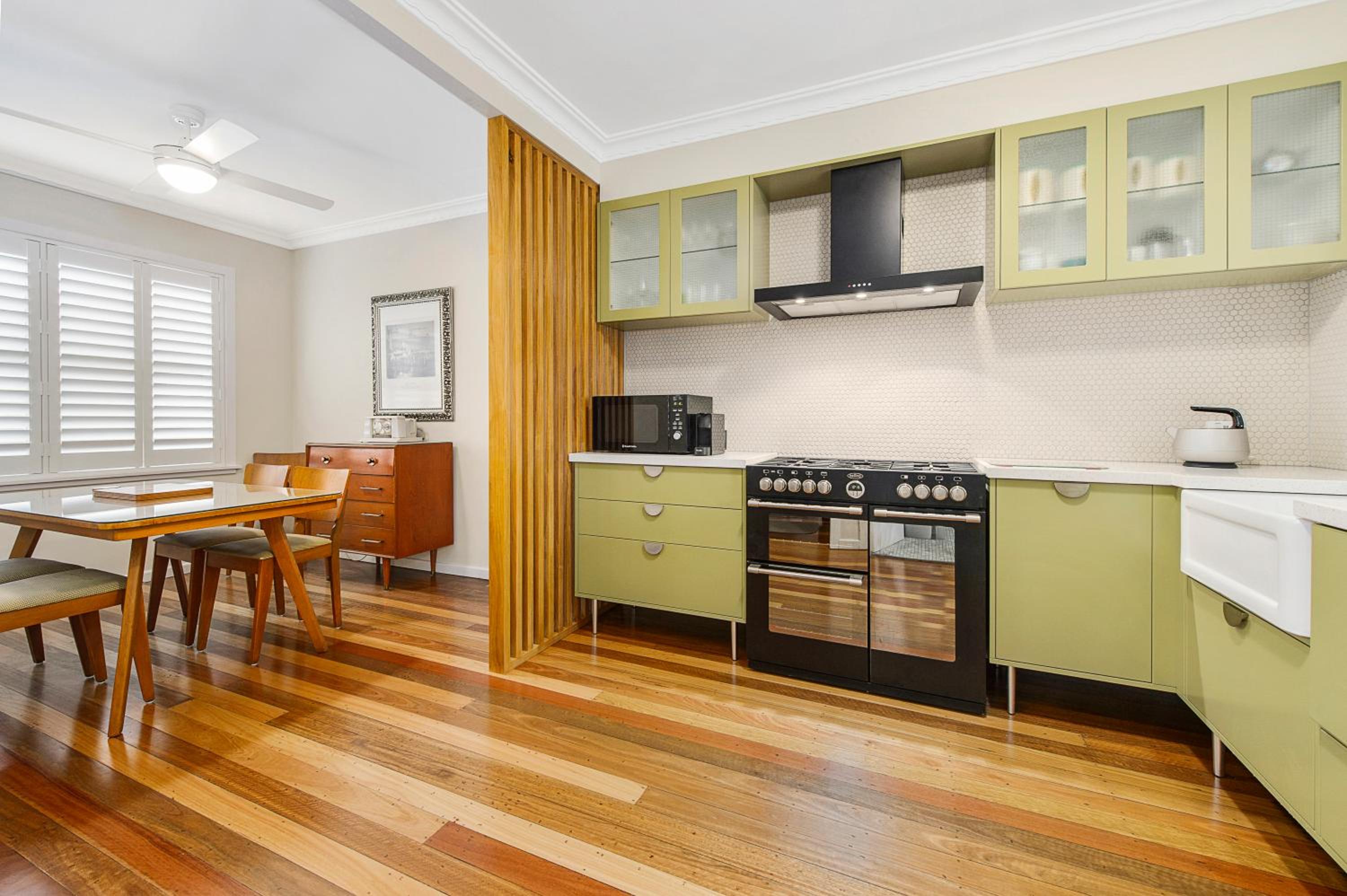 ONDINE, 4 Belmore Street