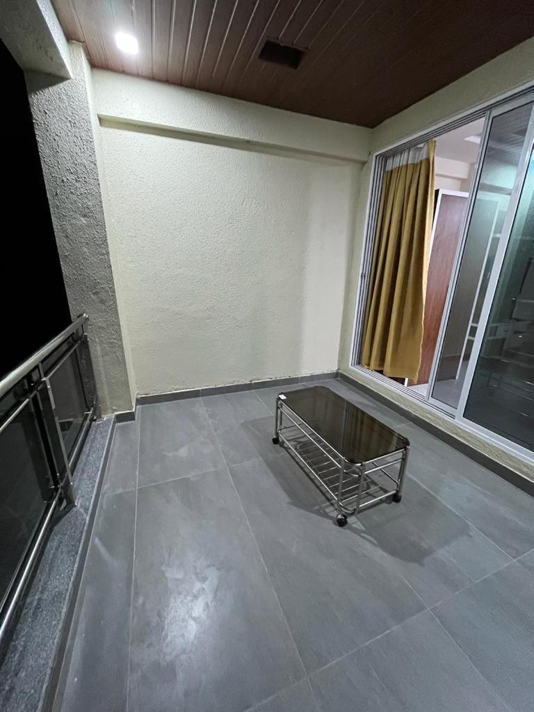 Balcony & Terrace