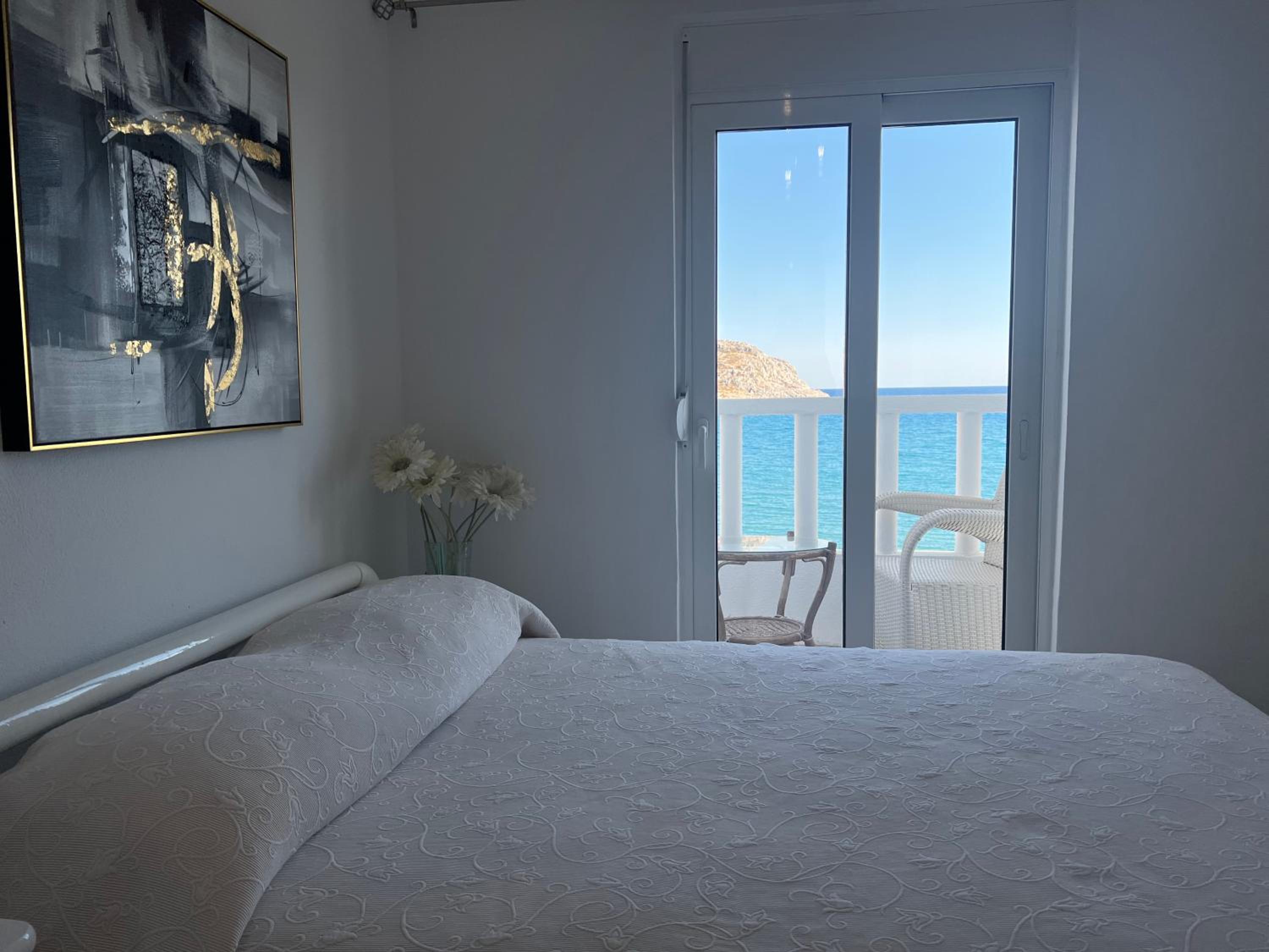 VILLA BLANCA