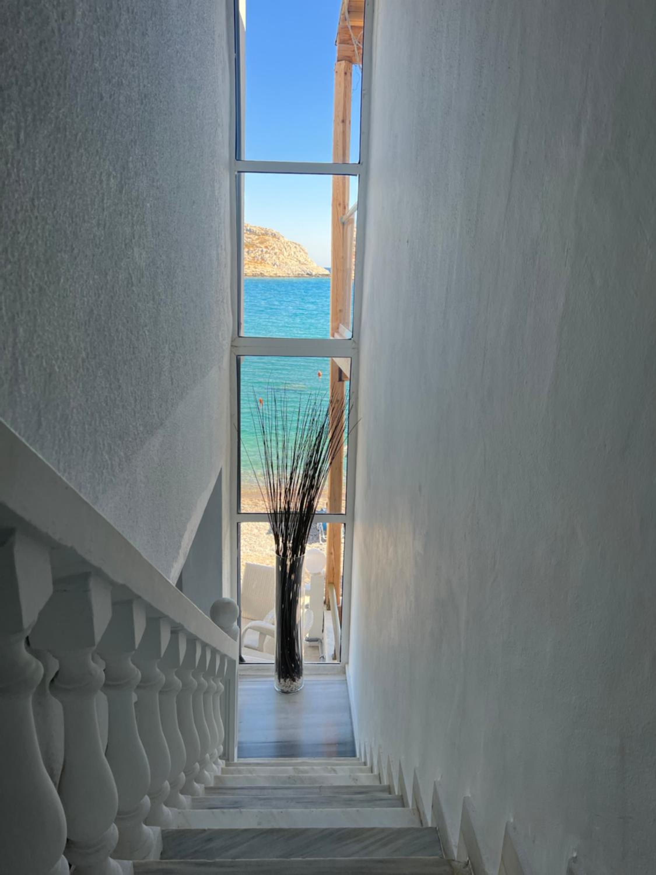 VILLA BLANCA