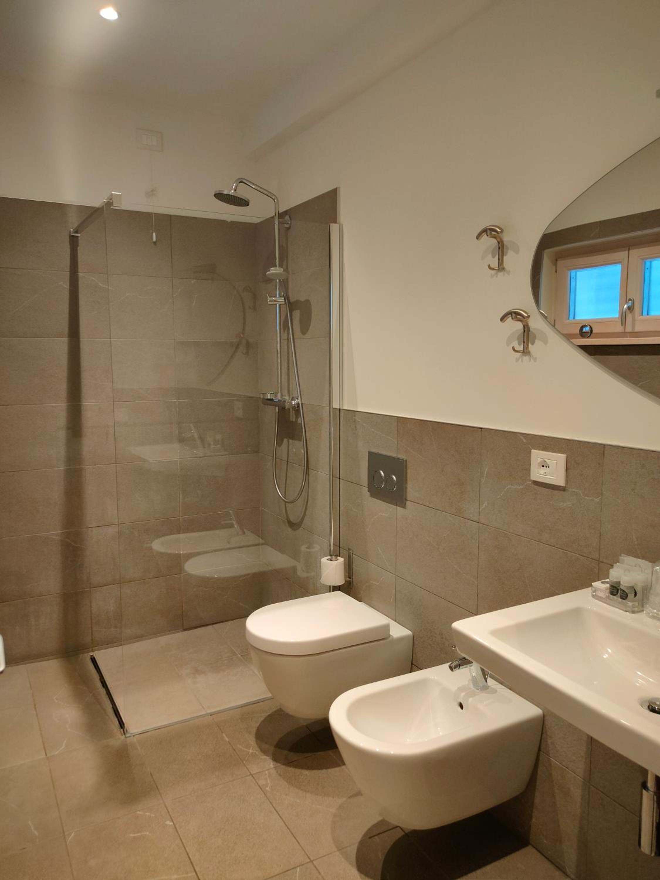 Nuova Opera Rooms & Apartments