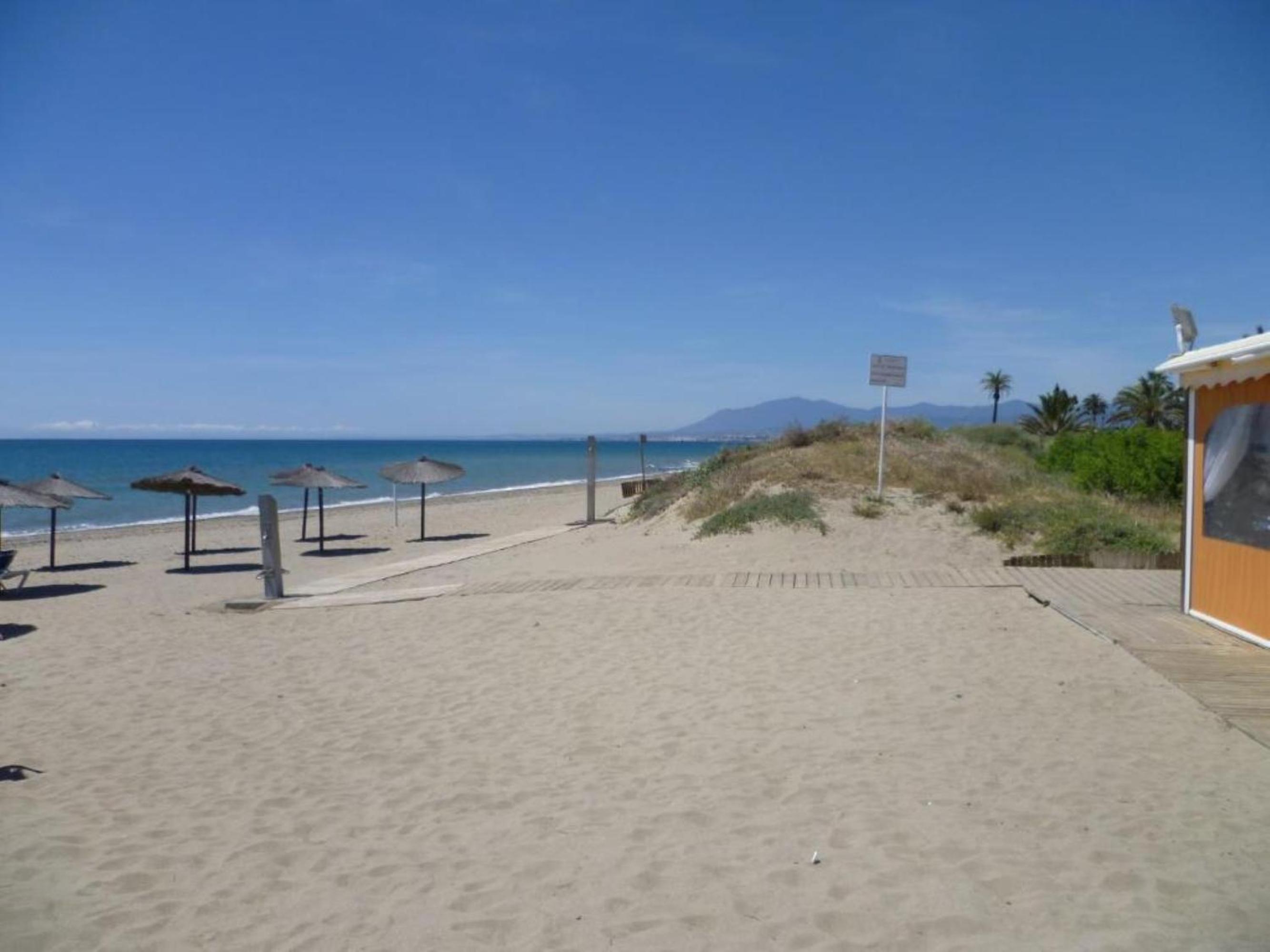Marbella Vacations - Exquisite Villa Near Beach - Heated Pool - Property Image 26