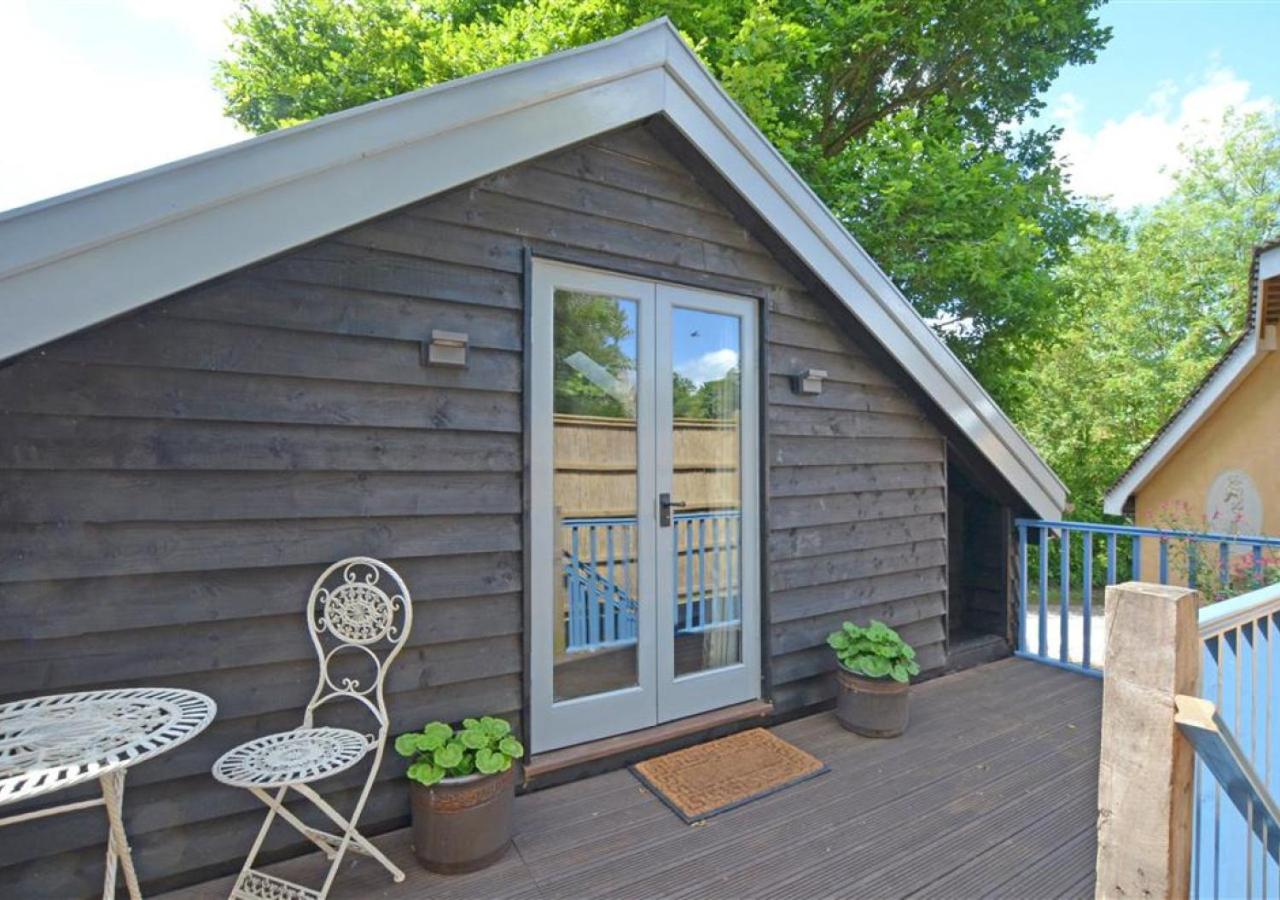 1 Bed in Woodbridge oc-tcl