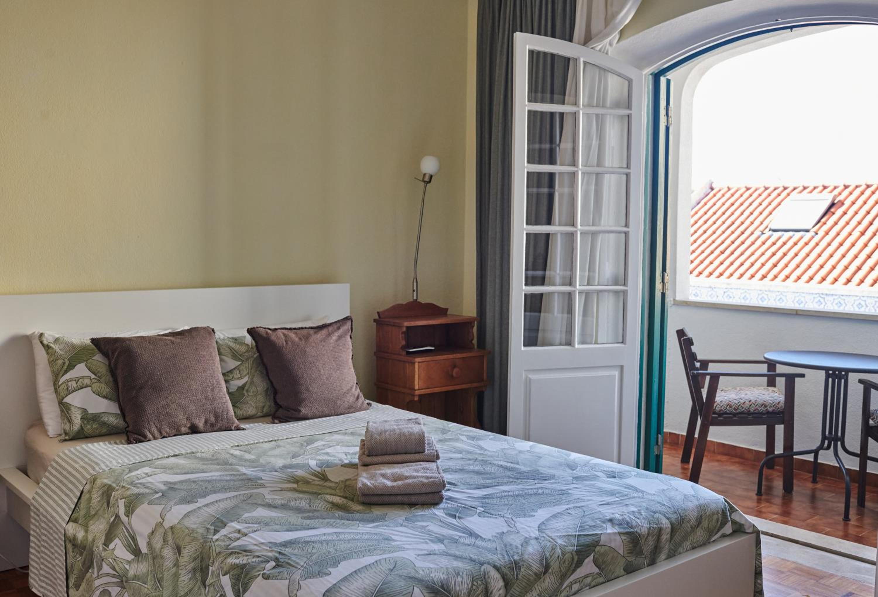 Ljmonade Hostel