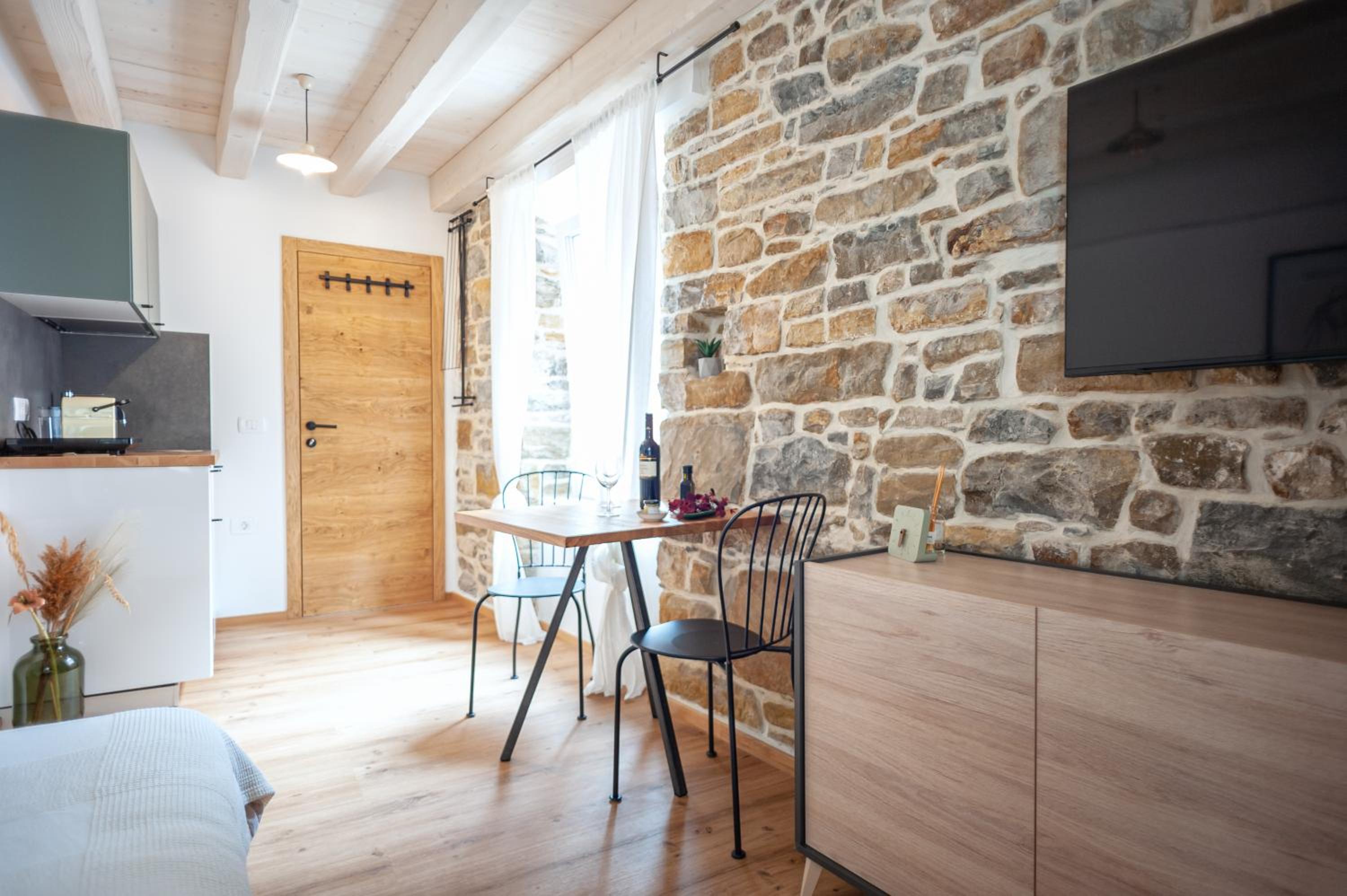 Photo 38