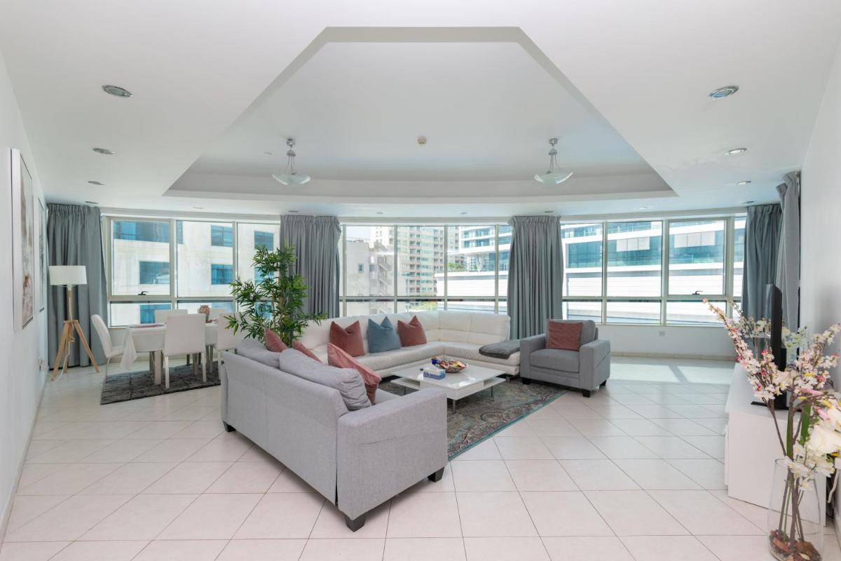 Dubai Marina - 5 bedroom, resort feel, great Amenities