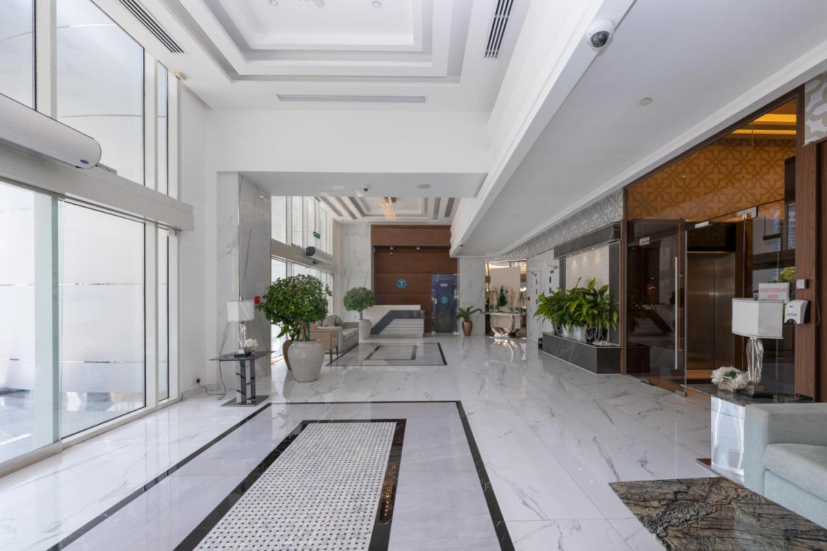 Dubai Marina - 5 bedroom, resort feel, great Amenities