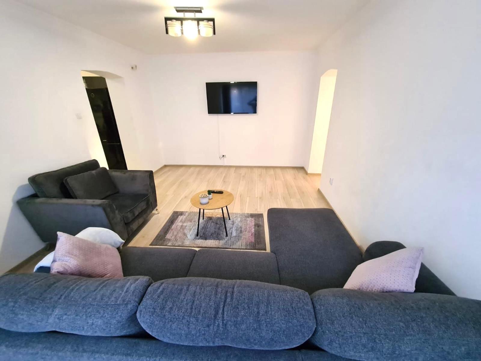 Star Apartments