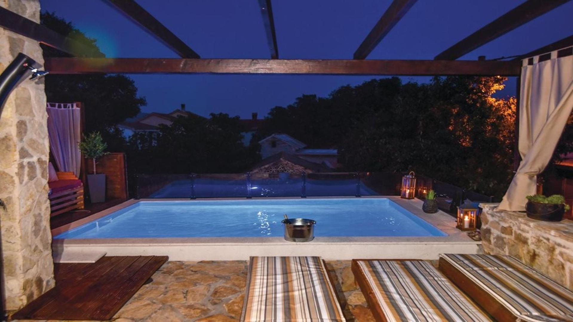 Stone villa Pietra with pool view 5