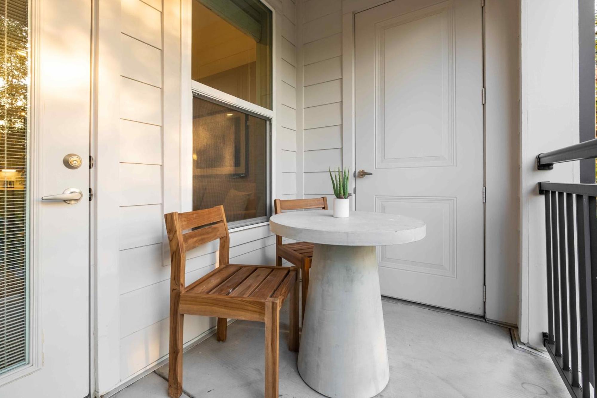 Raleigh Vacations - Modish and Spacious Apartments at The Exchange on Erwin in Durham, North Carolina - Property Image 13
