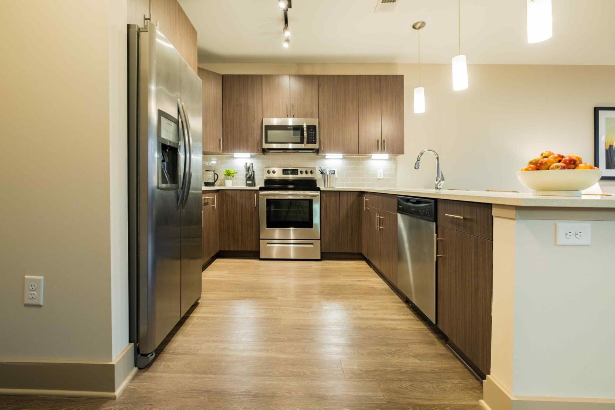 Raleigh Vacations - Modish and Spacious Apartments at The Exchange on Erwin in Durham, North Carolina - Property Image 9