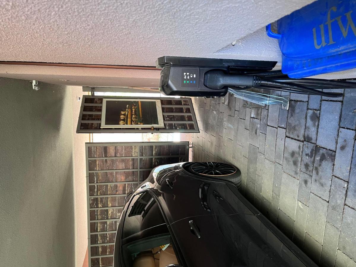 Die-FUHRMANN-SUITE-unser-Deluxe-Apartment-mit-allem-erdenklichen-Komfort