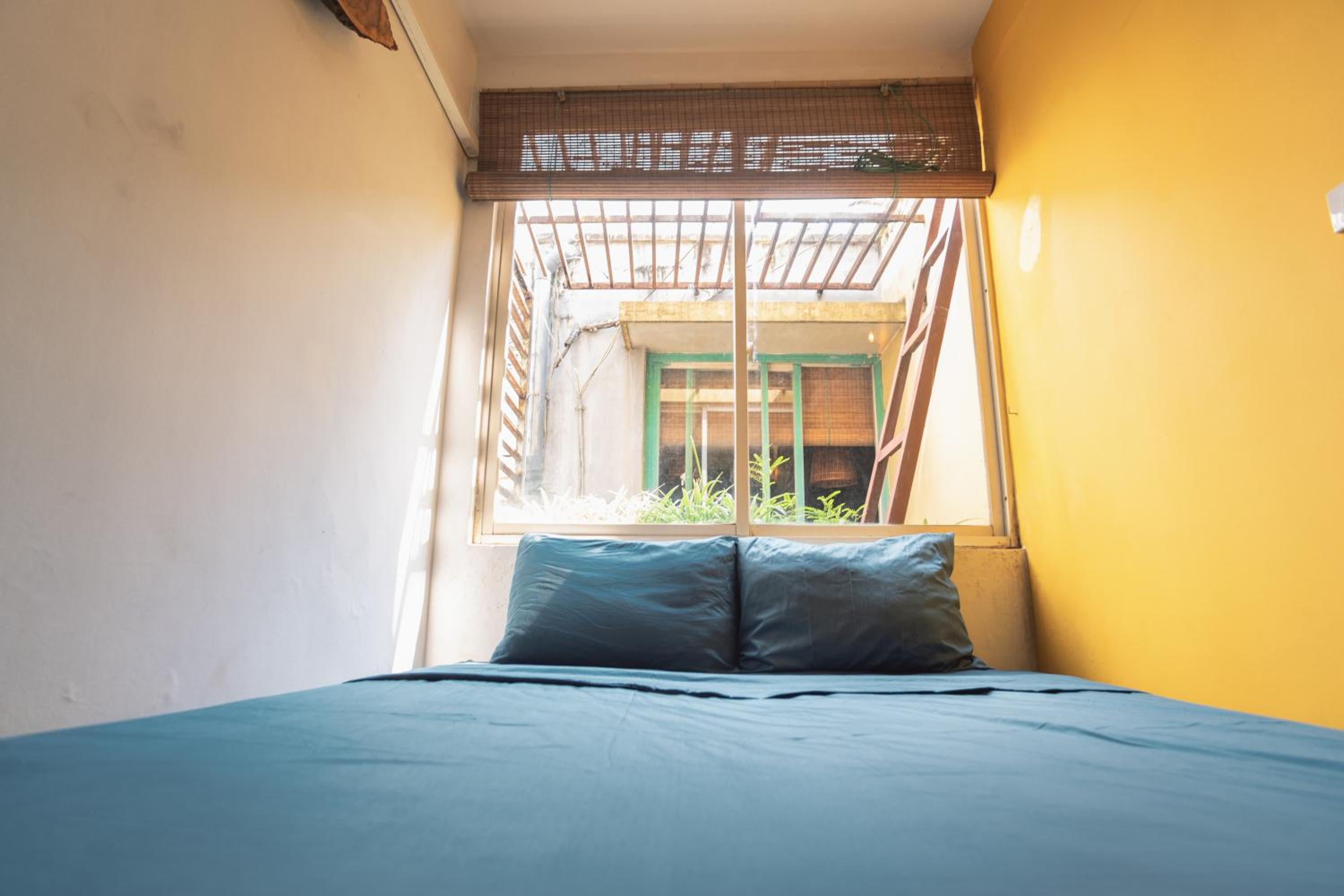 Entire French house with 4 bedrooms in Hanoi downtown