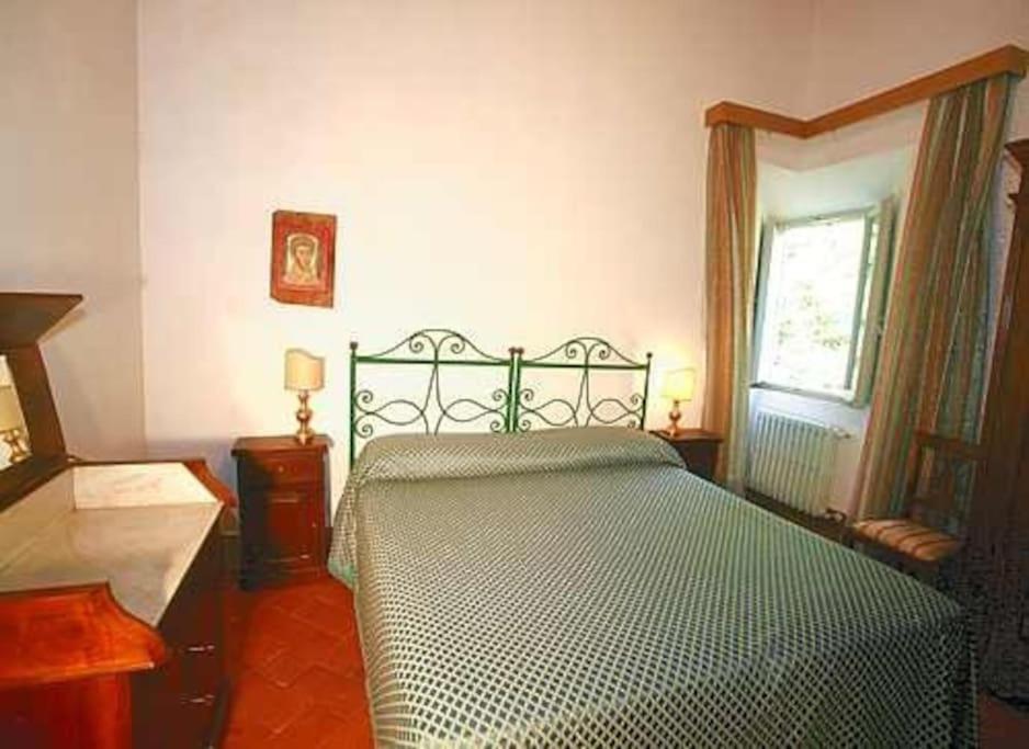 Photo 32